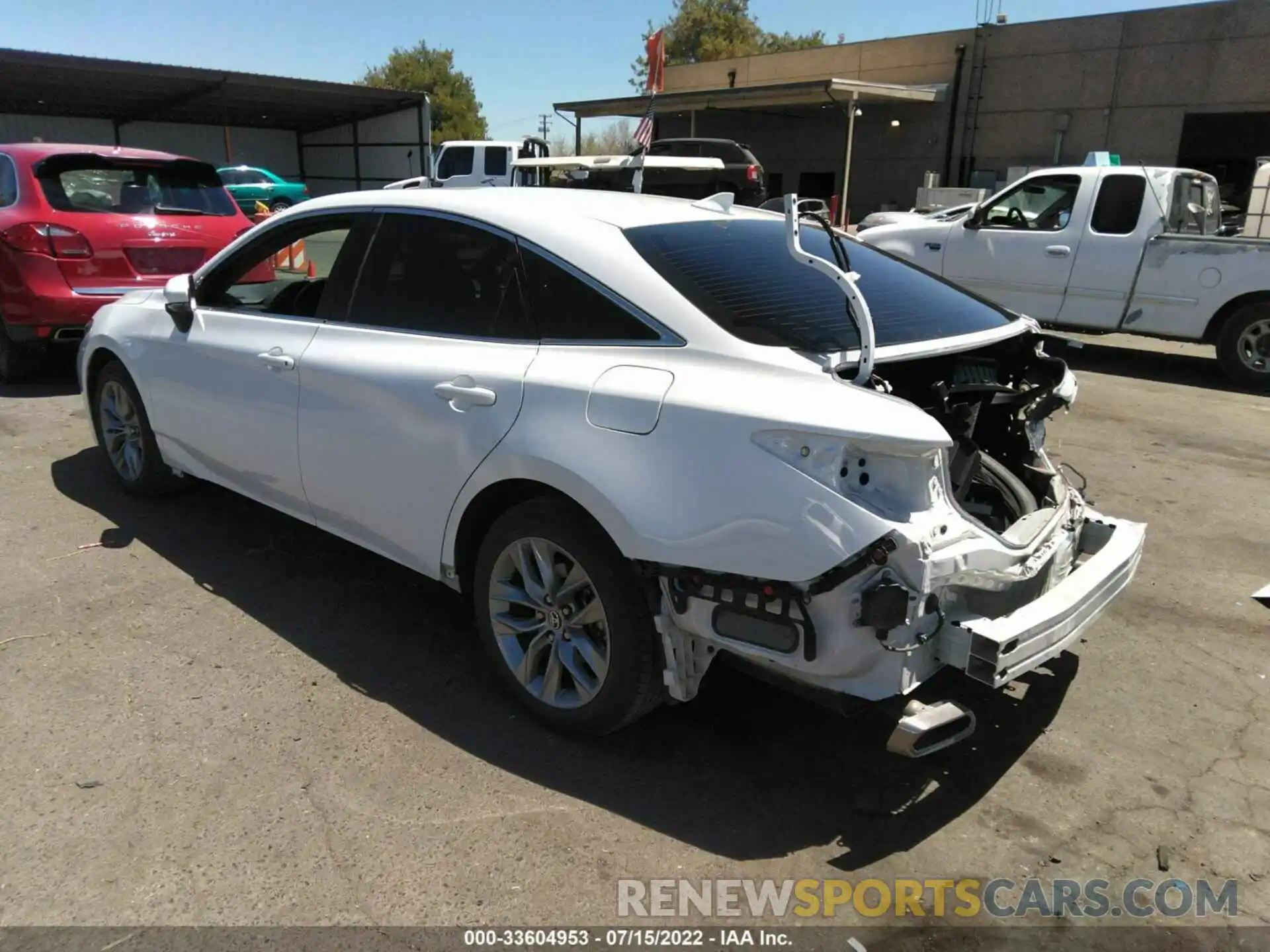 3 Photograph of a damaged car 4T1BZ1FB8KU023160 TOYOTA AVALON 2019