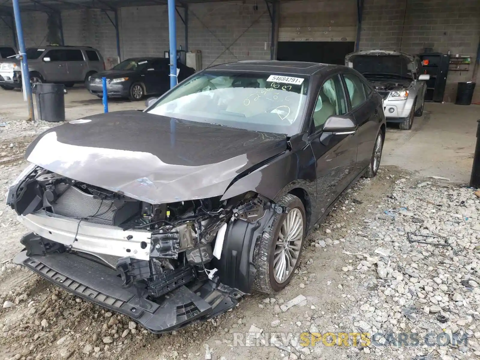 2 Фотография поврежденного автомобиля 4T1BZ1FB8KU023689 TOYOTA AVALON 2019