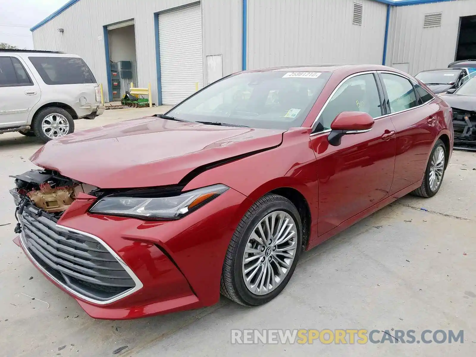 2 Photograph of a damaged car 4T1BZ1FB8KU025460 TOYOTA AVALON 2019