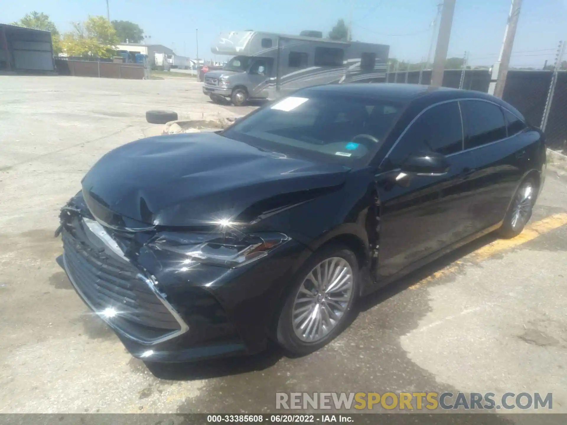 2 Photograph of a damaged car 4T1BZ1FB8KU028889 TOYOTA AVALON 2019