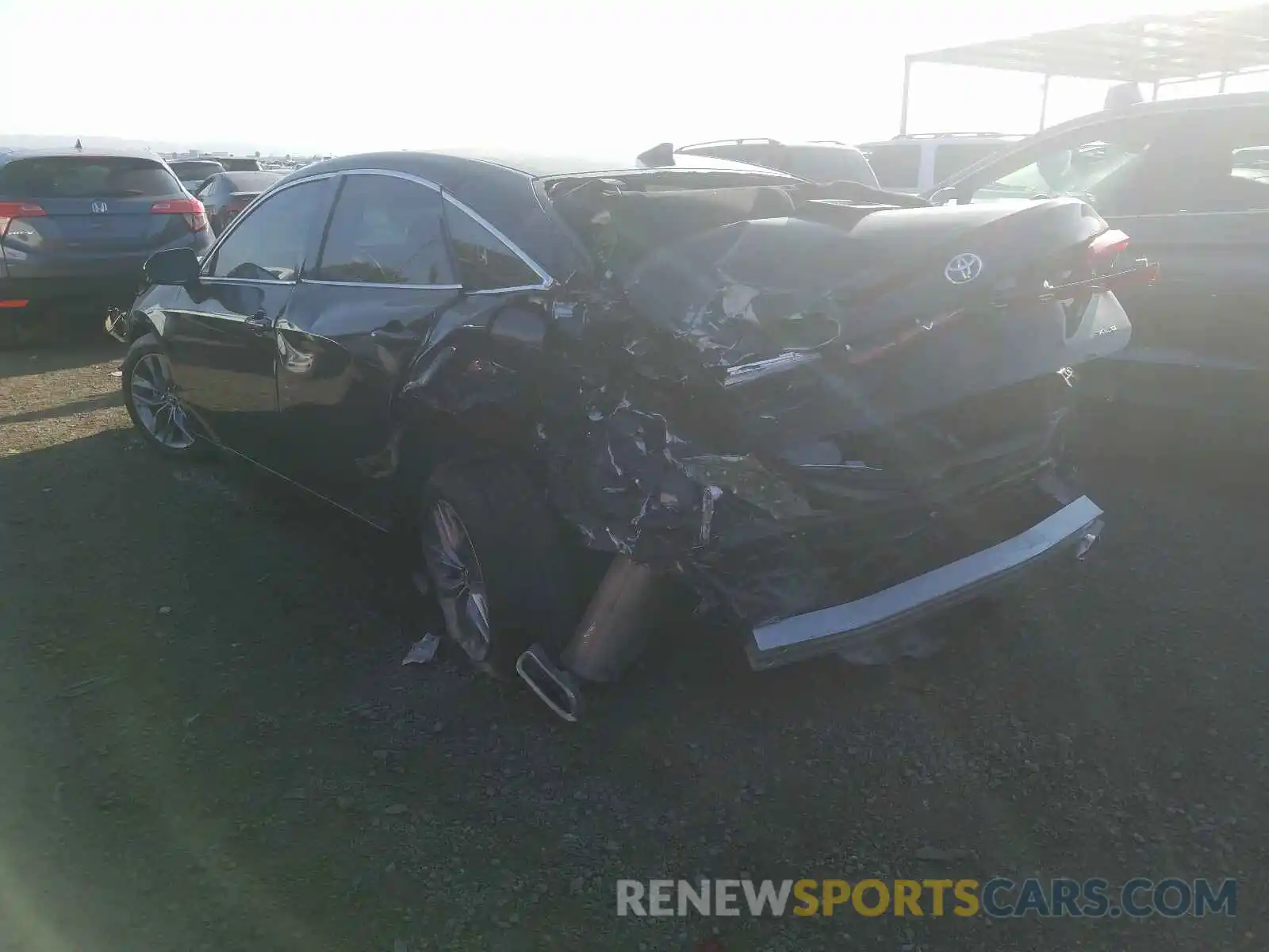 3 Photograph of a damaged car 4T1BZ1FB8KU030285 TOYOTA AVALON 2019