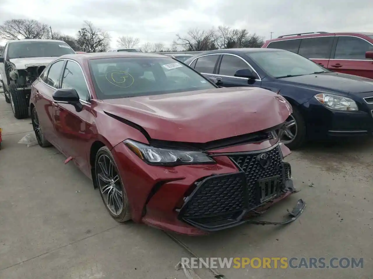 1 Photograph of a damaged car 4T1BZ1FB8KU033395 TOYOTA AVALON 2019