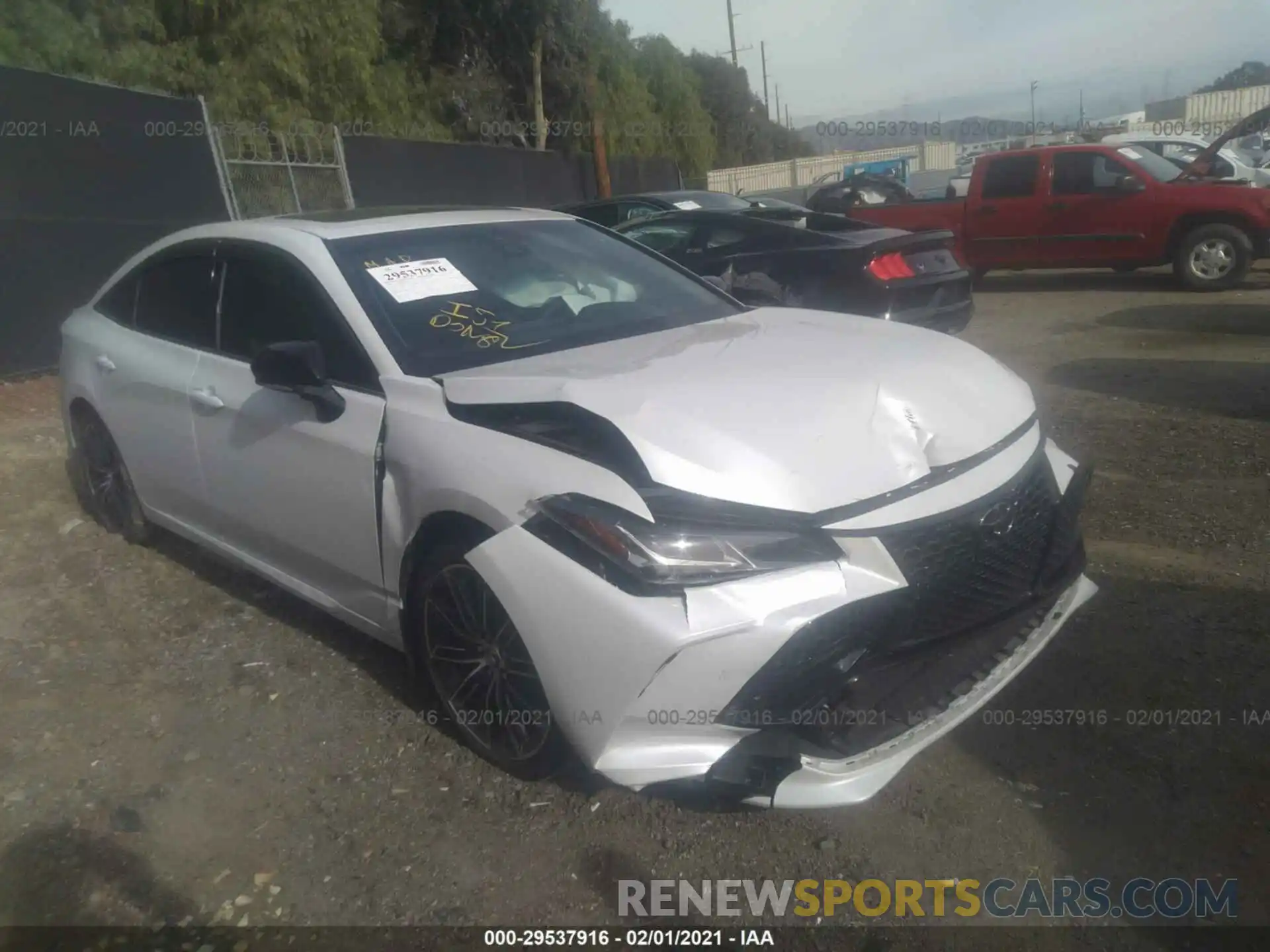 1 Photograph of a damaged car 4T1BZ1FB8KU033493 TOYOTA AVALON 2019