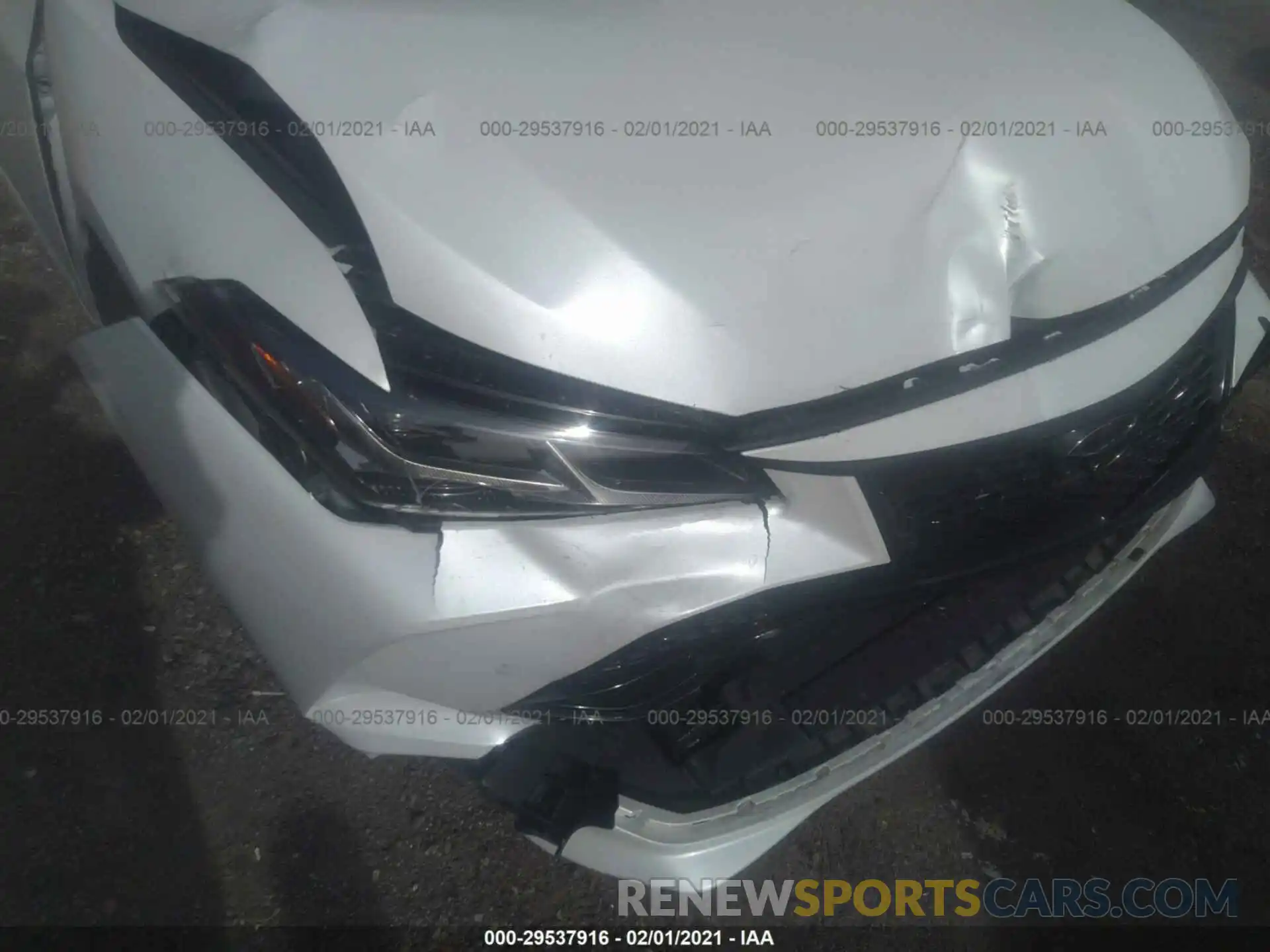 6 Photograph of a damaged car 4T1BZ1FB8KU033493 TOYOTA AVALON 2019