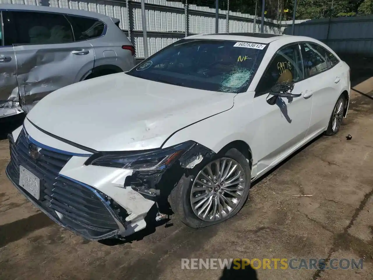 2 Photograph of a damaged car 4T1BZ1FB9KU003077 TOYOTA AVALON 2019