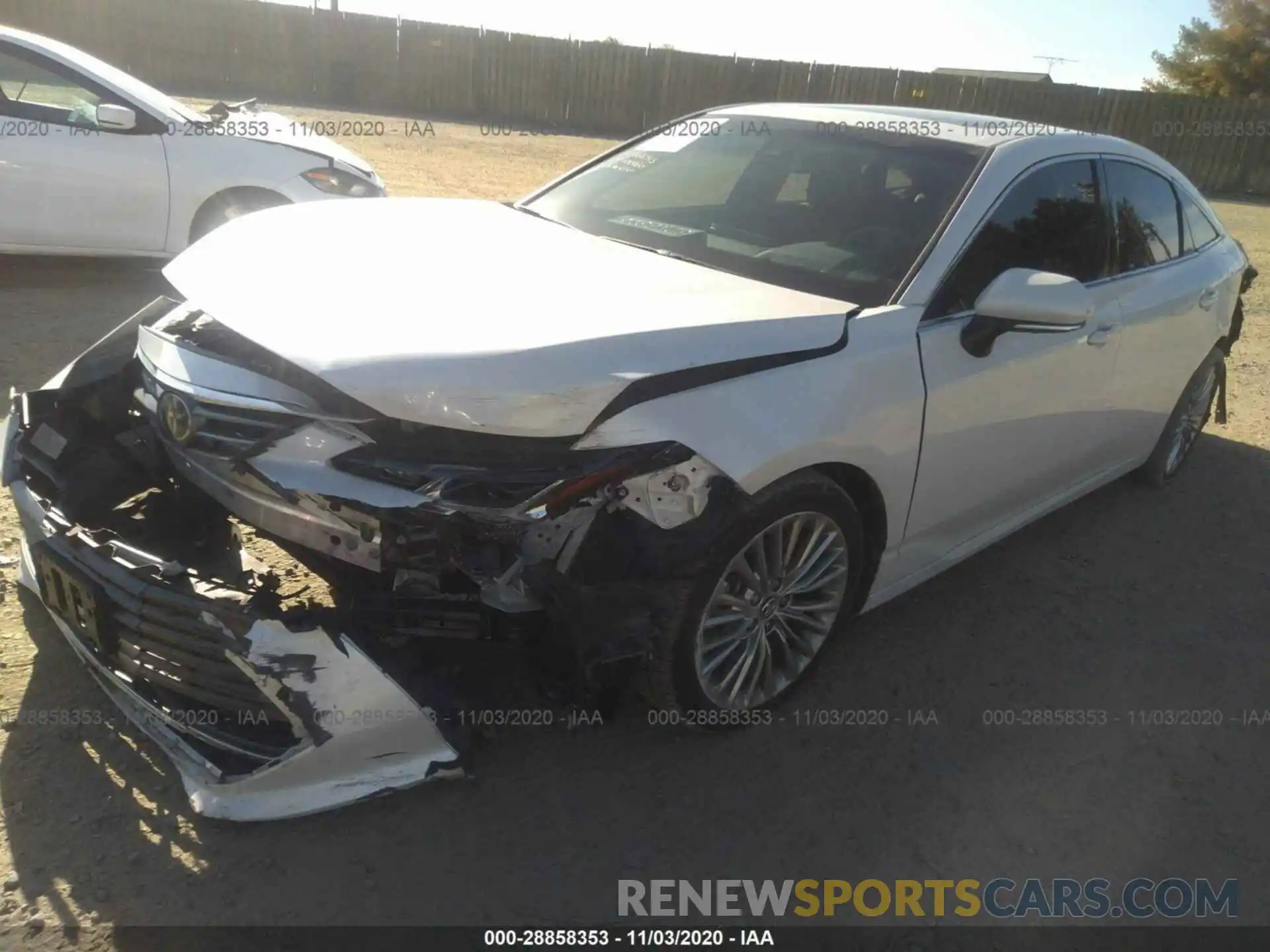 2 Photograph of a damaged car 4T1BZ1FB9KU003743 TOYOTA AVALON 2019