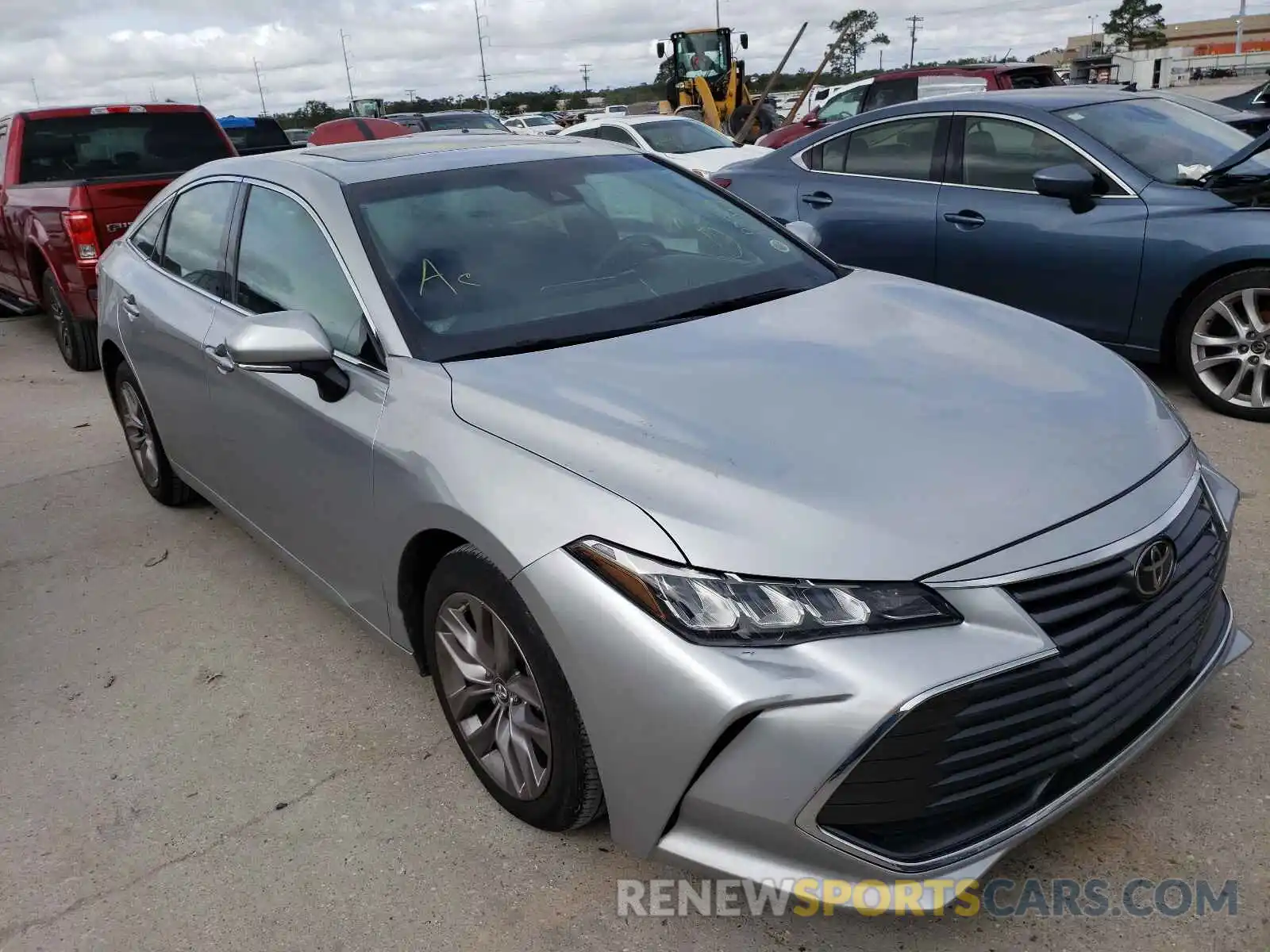 1 Photograph of a damaged car 4T1BZ1FB9KU003788 TOYOTA AVALON 2019