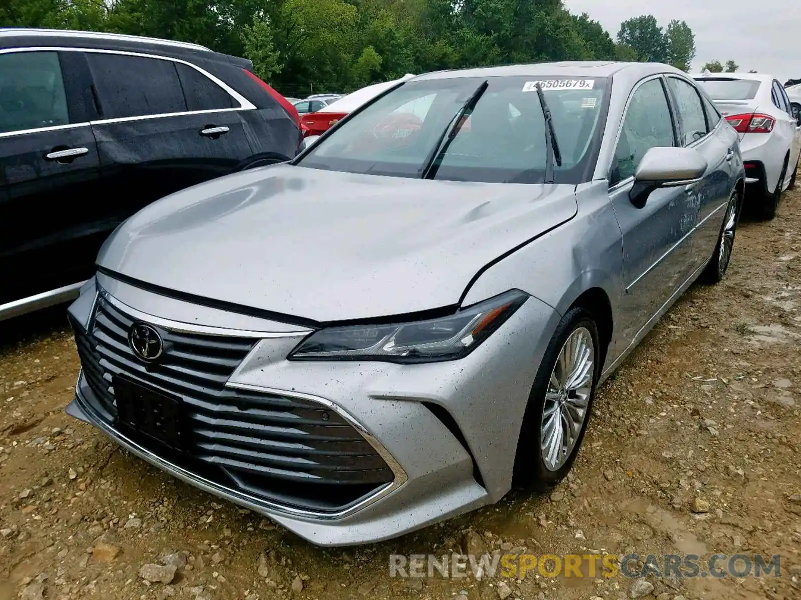 2 Photograph of a damaged car 4T1BZ1FB9KU003791 TOYOTA AVALON 2019