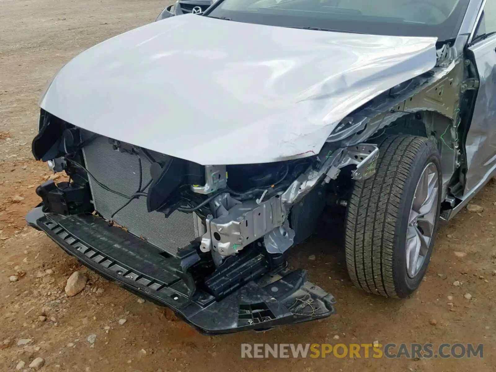 9 Photograph of a damaged car 4T1BZ1FB9KU004097 TOYOTA AVALON 2019
