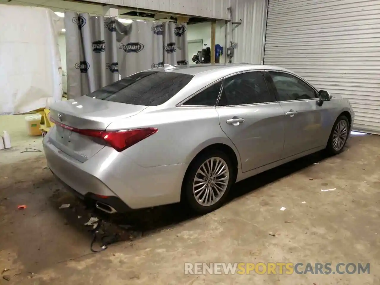 4 Photograph of a damaged car 4T1BZ1FB9KU004214 TOYOTA AVALON 2019