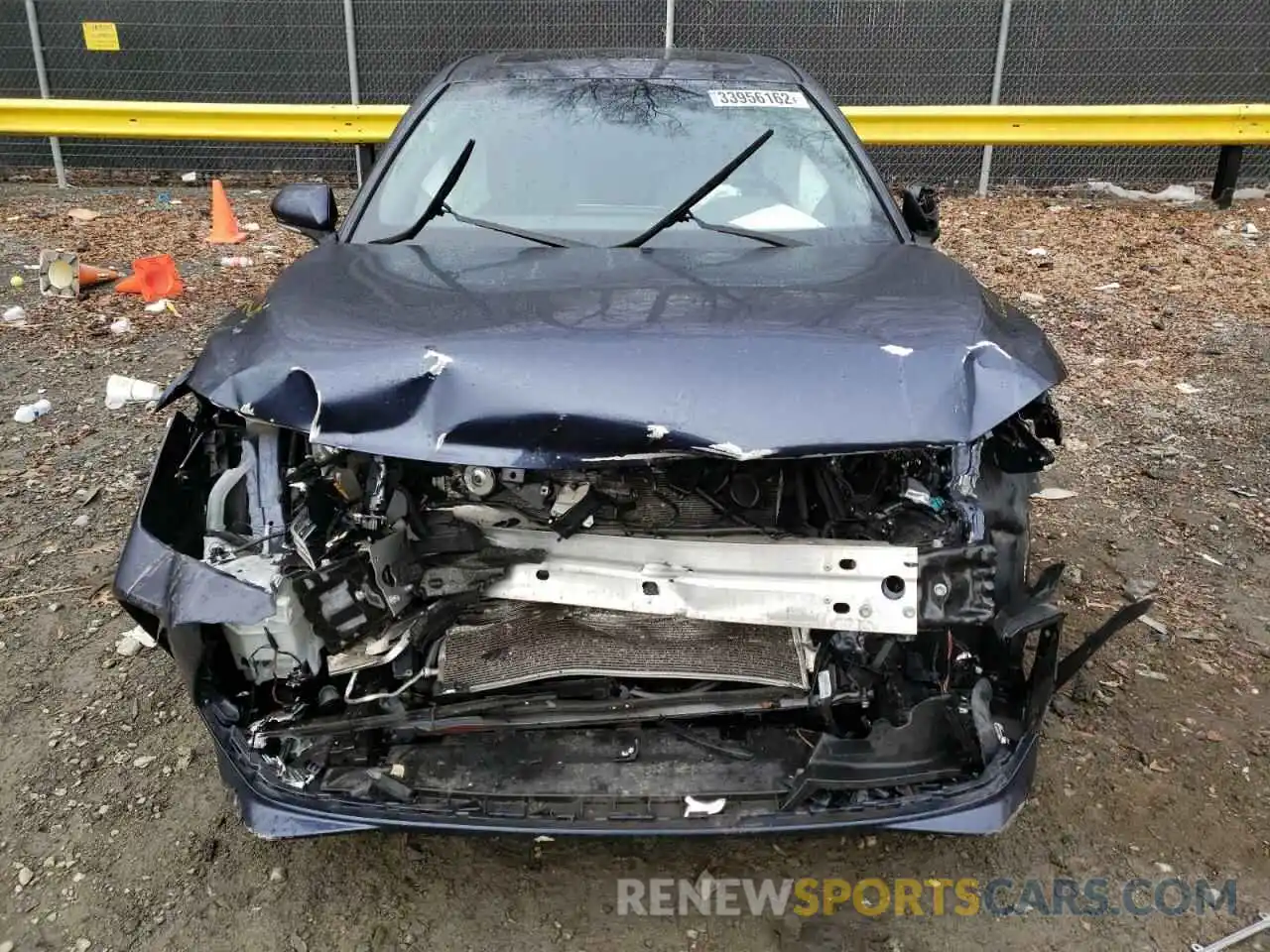 9 Photograph of a damaged car 4T1BZ1FB9KU005668 TOYOTA AVALON 2019