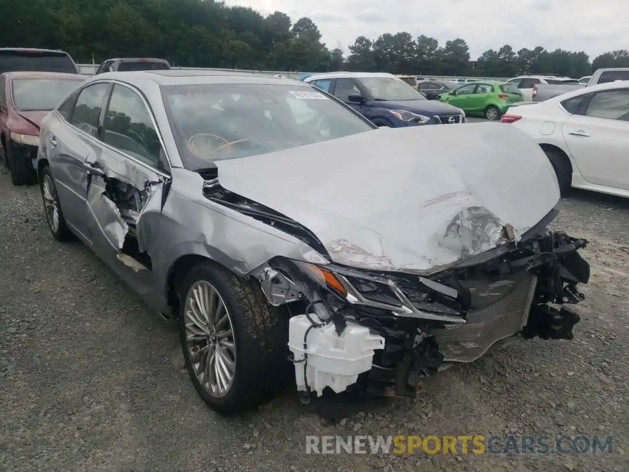 1 Photograph of a damaged car 4T1BZ1FB9KU009428 TOYOTA AVALON 2019