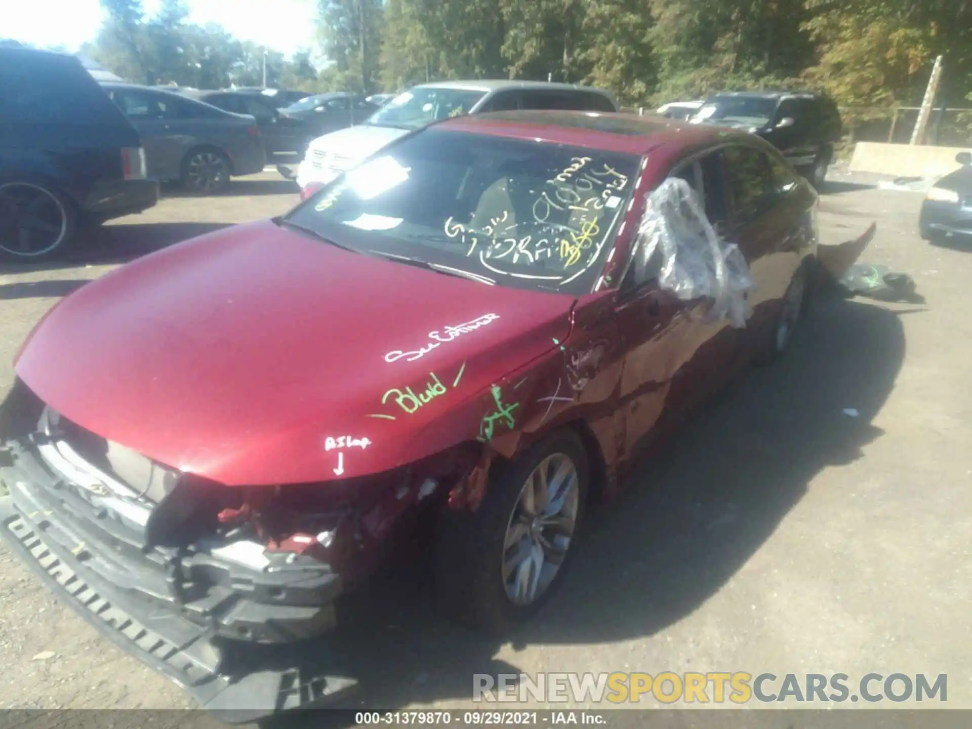 2 Photograph of a damaged car 4T1BZ1FB9KU010014 TOYOTA AVALON 2019