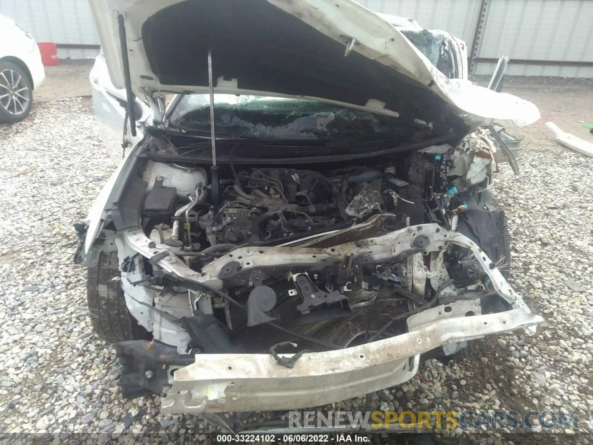 10 Photograph of a damaged car 4T1BZ1FB9KU010983 TOYOTA AVALON 2019