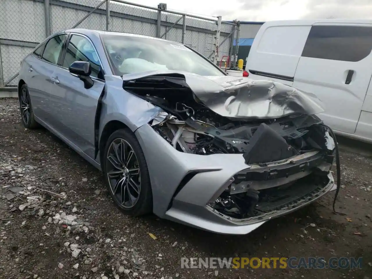 1 Photograph of a damaged car 4T1BZ1FB9KU015665 TOYOTA AVALON 2019