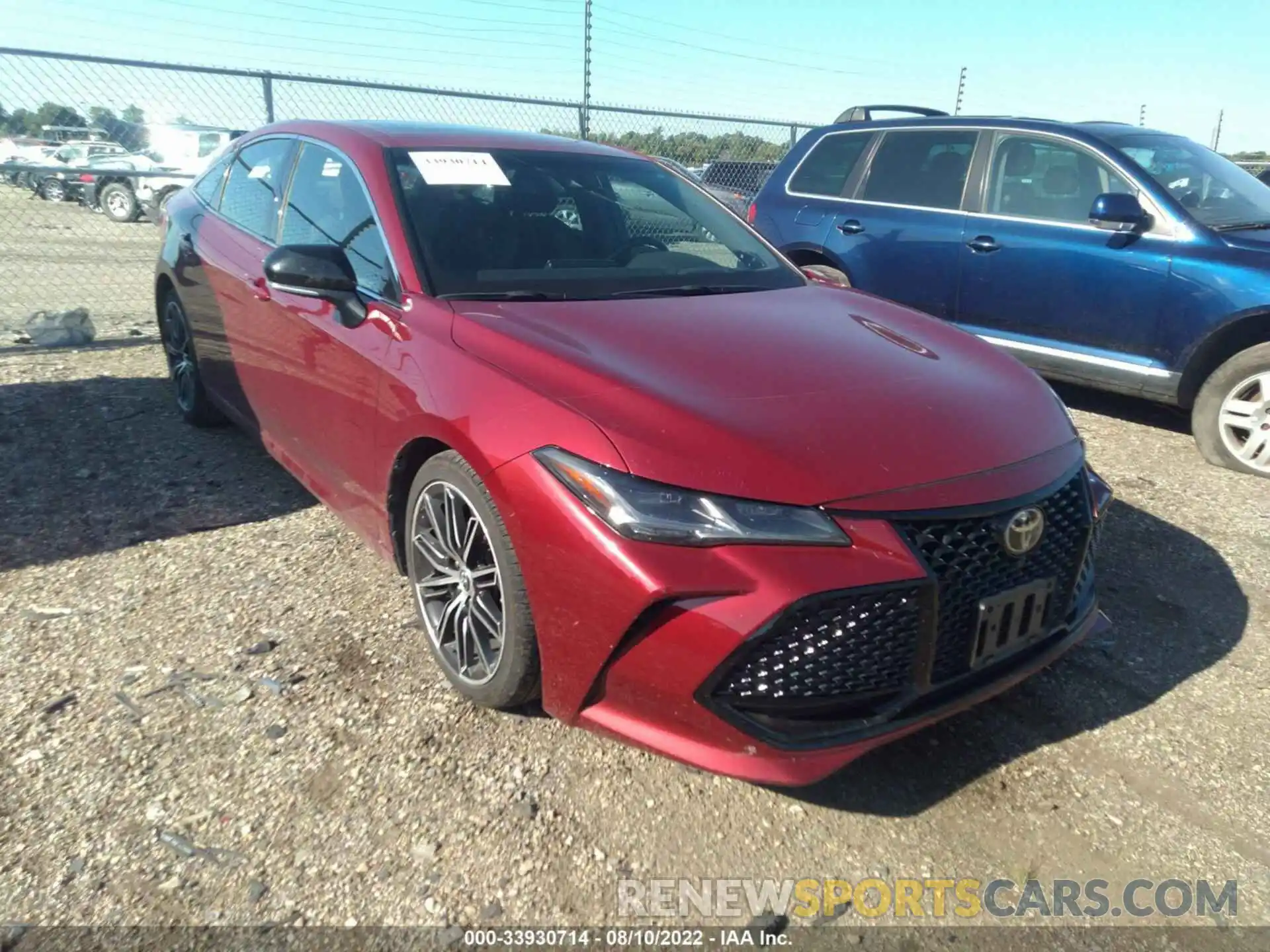 1 Photograph of a damaged car 4T1BZ1FB9KU019697 TOYOTA AVALON 2019