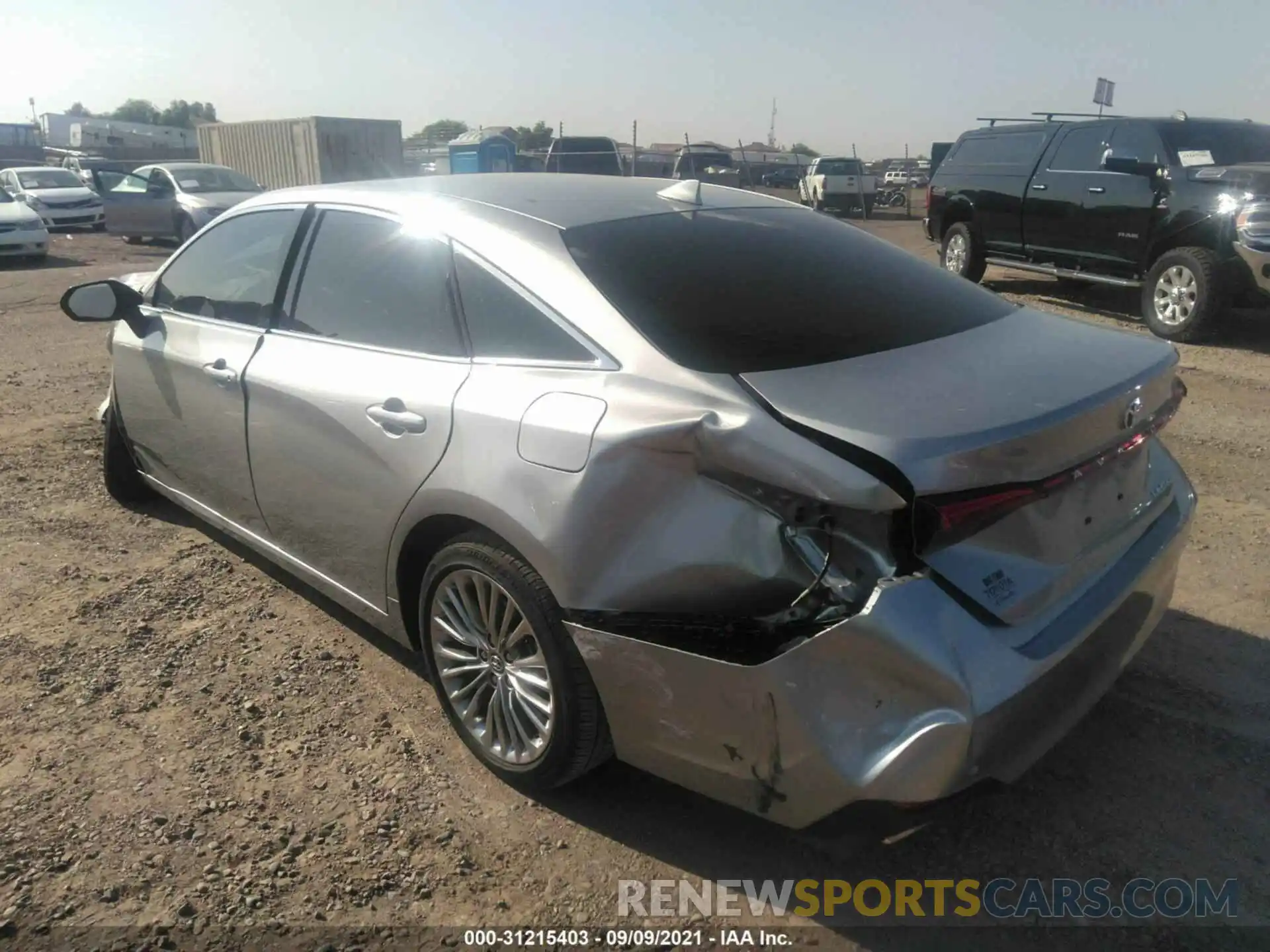 3 Photograph of a damaged car 4T1BZ1FB9KU024334 TOYOTA AVALON 2019