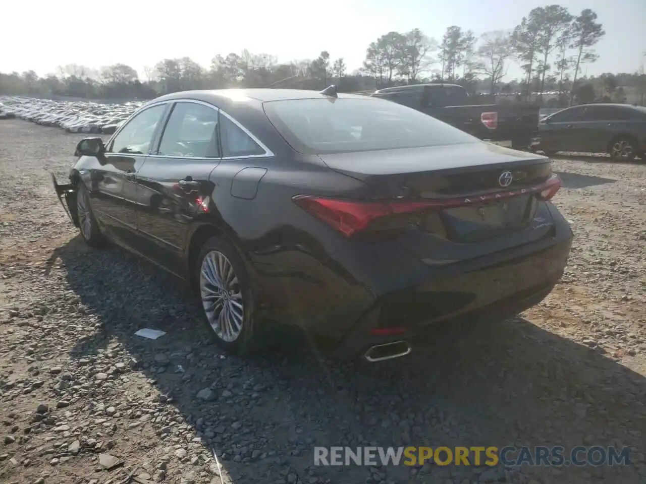 3 Photograph of a damaged car 4T1BZ1FB9KU029338 TOYOTA AVALON 2019