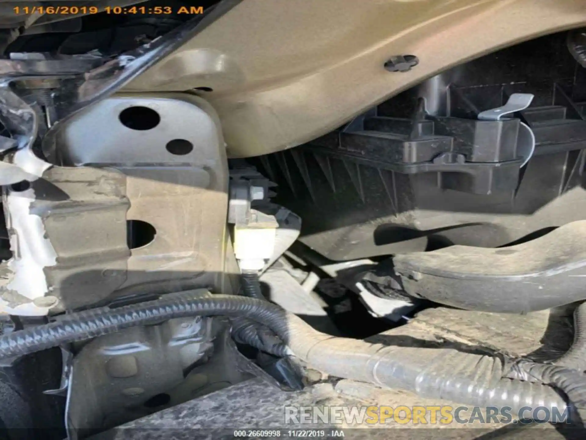 16 Photograph of a damaged car 4T1BZ1FB9KU033048 TOYOTA AVALON 2019