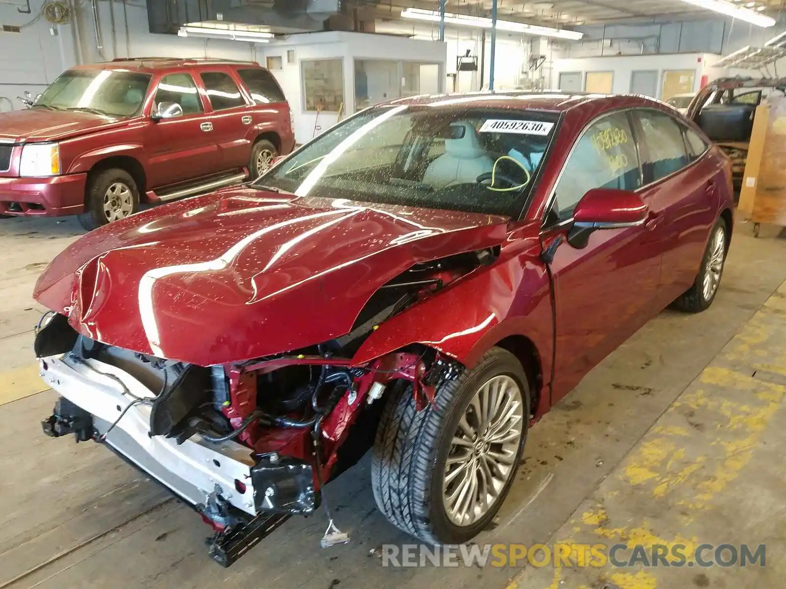 2 Photograph of a damaged car 4T1BZ1FB9KU033518 TOYOTA AVALON 2019