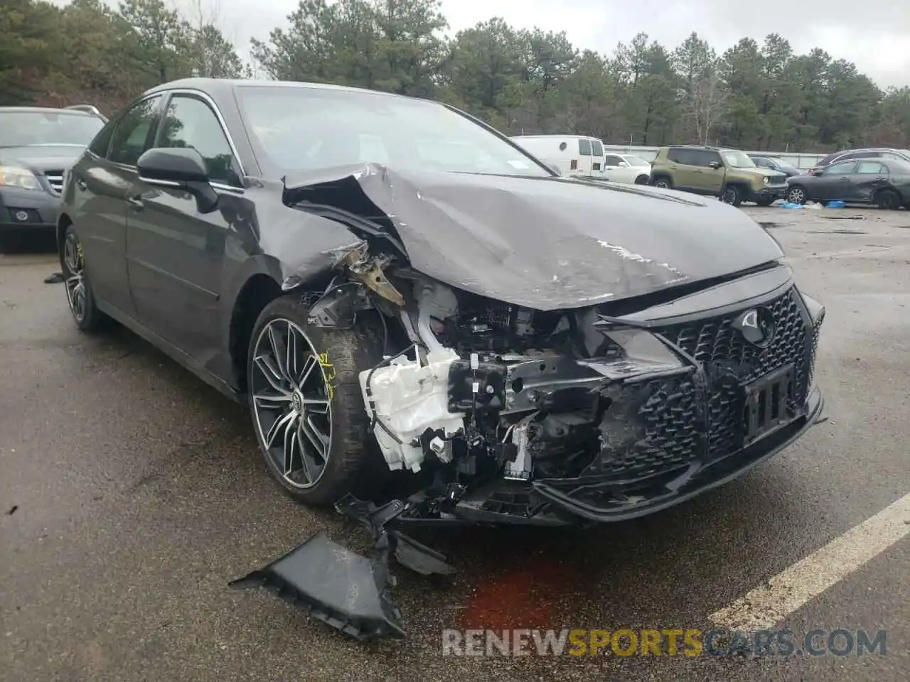 1 Photograph of a damaged car 4T1BZ1FB9KU037200 TOYOTA AVALON 2019