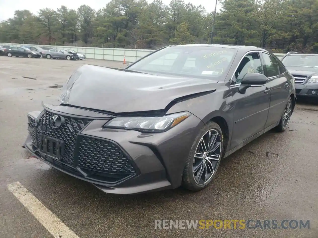 2 Photograph of a damaged car 4T1BZ1FB9KU037200 TOYOTA AVALON 2019