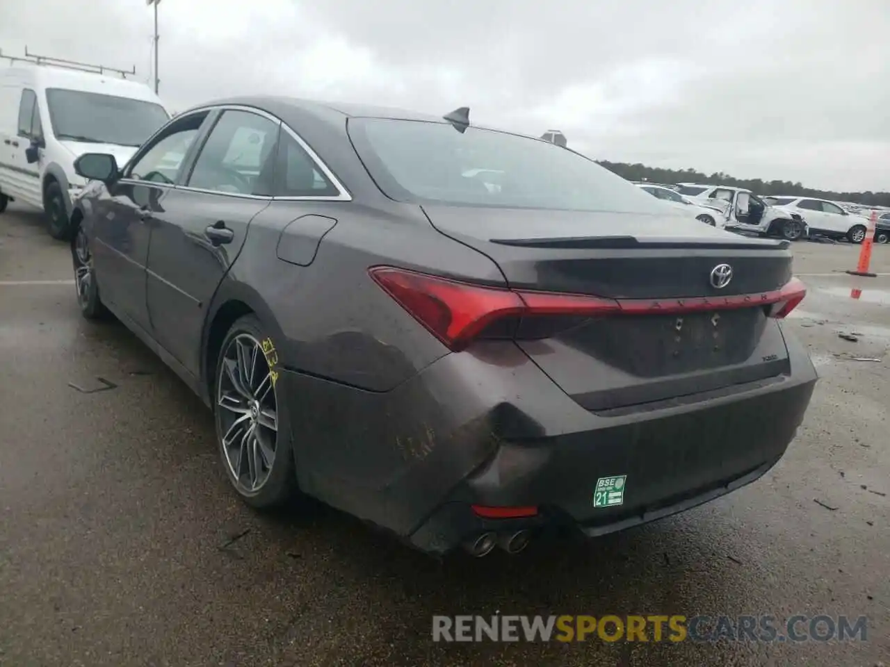 3 Photograph of a damaged car 4T1BZ1FB9KU037200 TOYOTA AVALON 2019