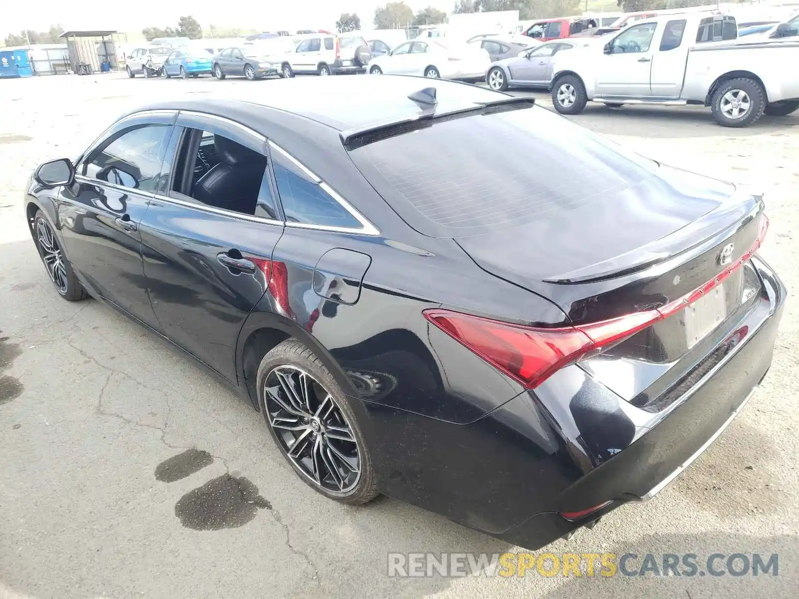 3 Photograph of a damaged car 4T1BZ1FBXKU001323 TOYOTA AVALON 2019