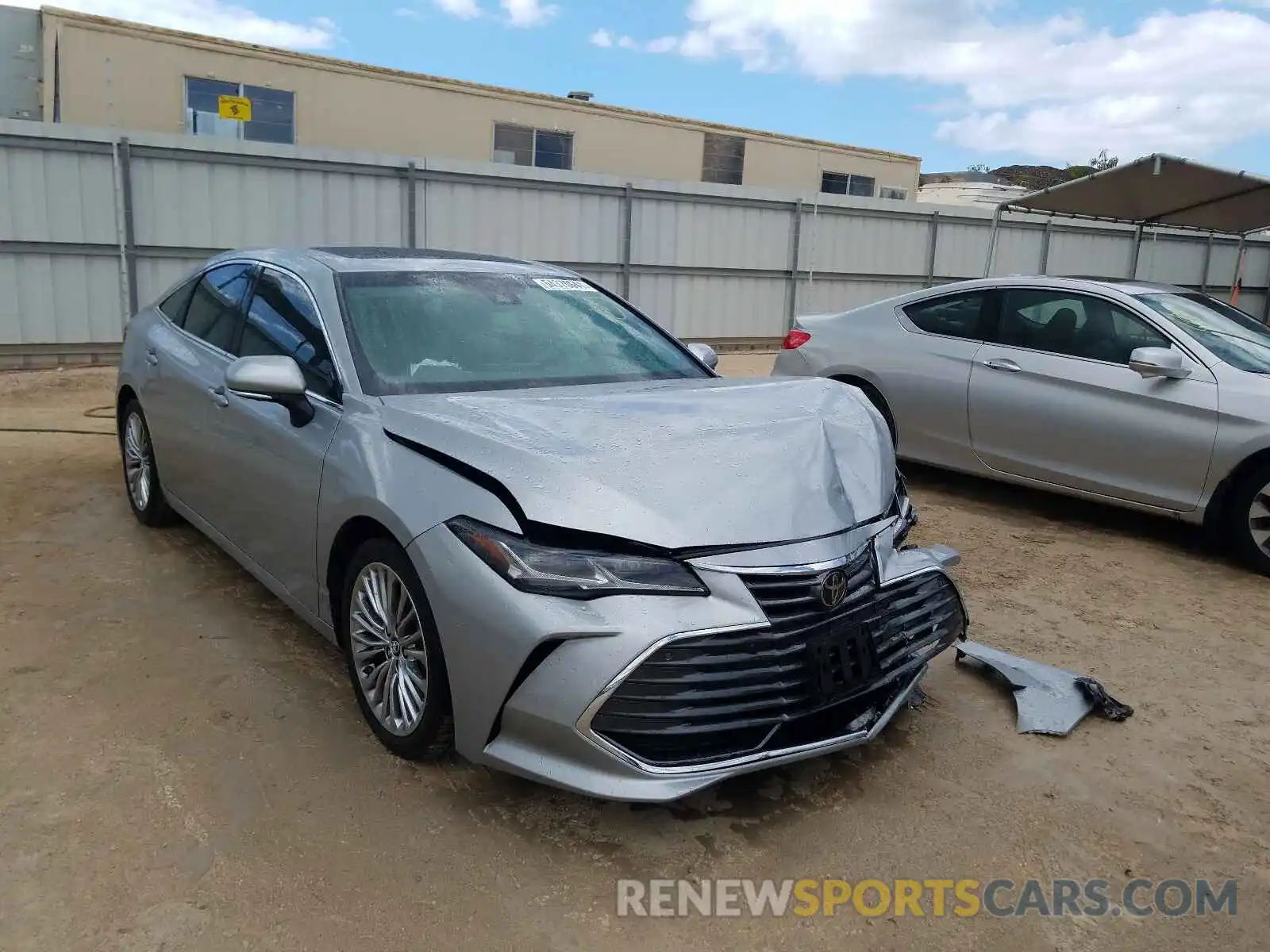 1 Photograph of a damaged car 4T1BZ1FBXKU001693 TOYOTA AVALON 2019