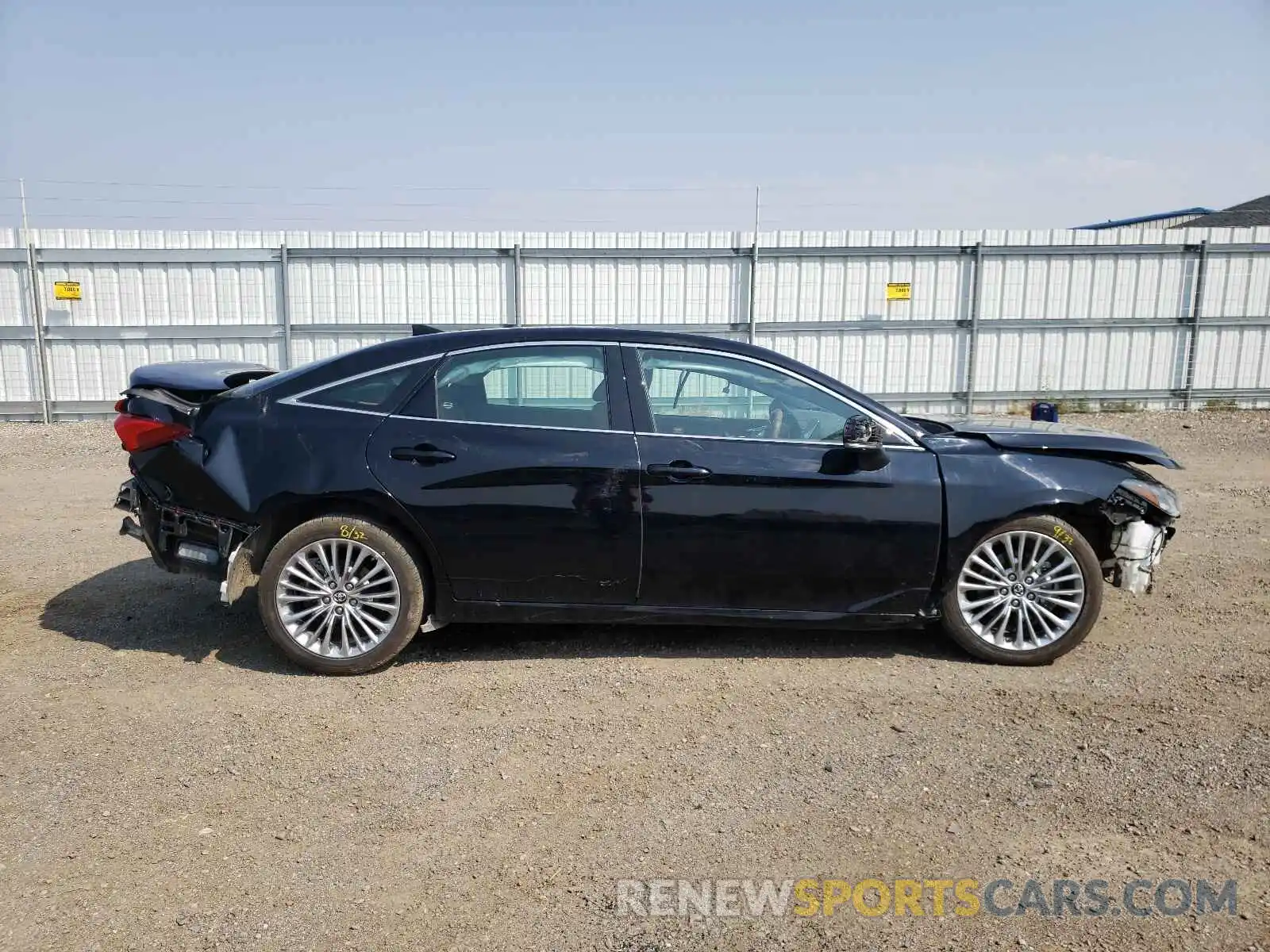 9 Photograph of a damaged car 4T1BZ1FBXKU001824 TOYOTA AVALON 2019