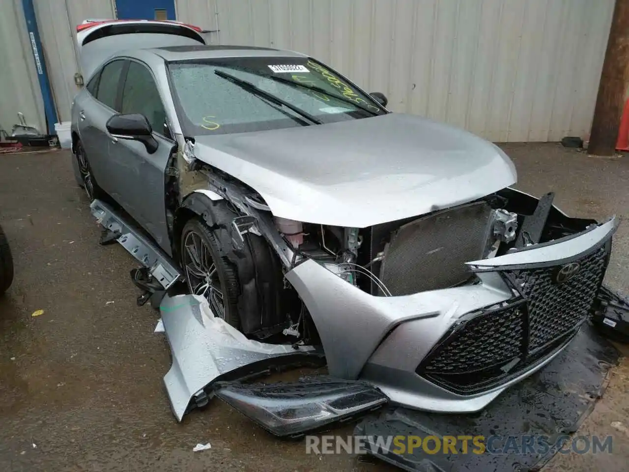 9 Photograph of a damaged car 4T1BZ1FBXKU002908 TOYOTA AVALON 2019