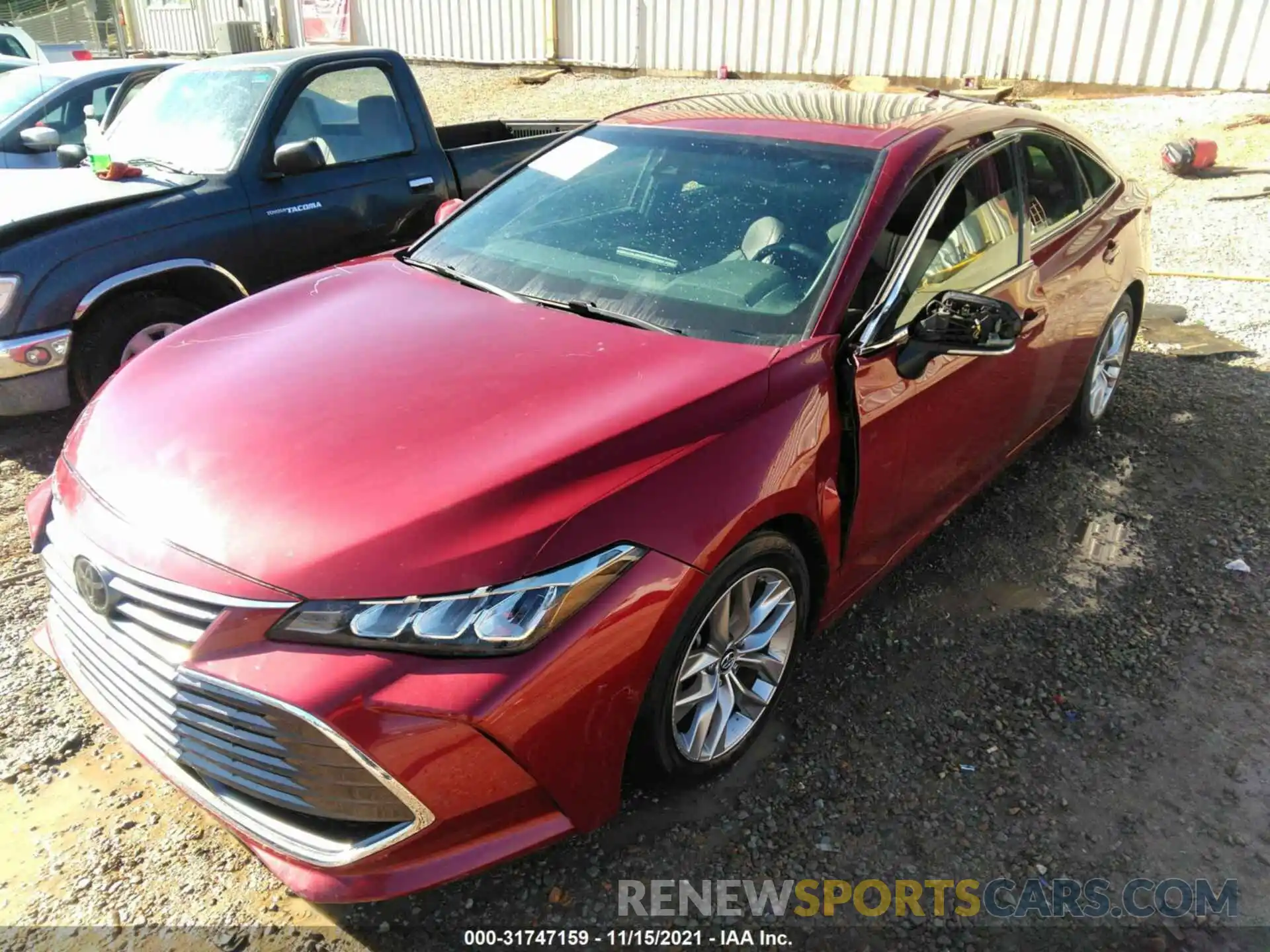 2 Photograph of a damaged car 4T1BZ1FBXKU003749 TOYOTA AVALON 2019