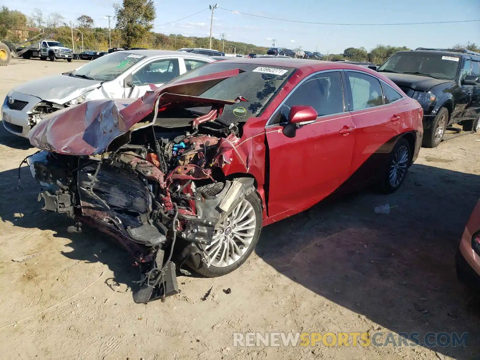 2 Photograph of a damaged car 4T1BZ1FBXKU003928 TOYOTA AVALON 2019