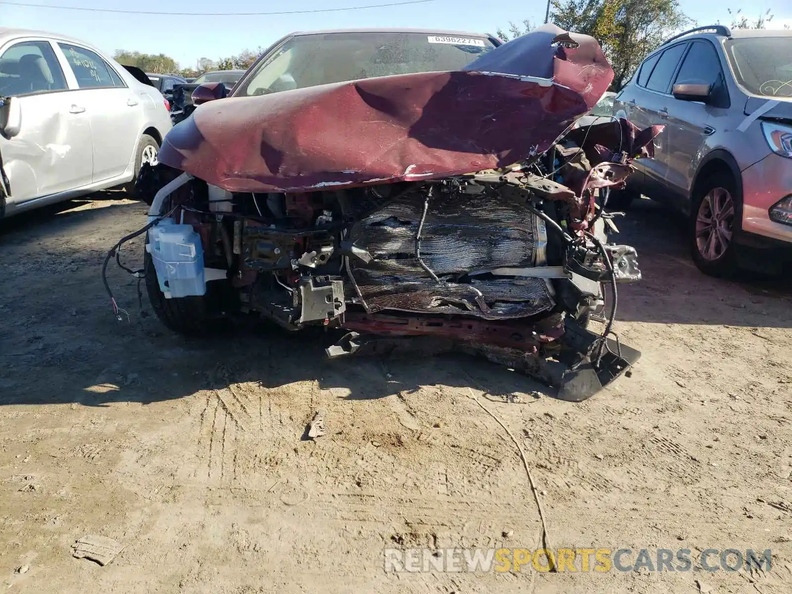 9 Photograph of a damaged car 4T1BZ1FBXKU003928 TOYOTA AVALON 2019