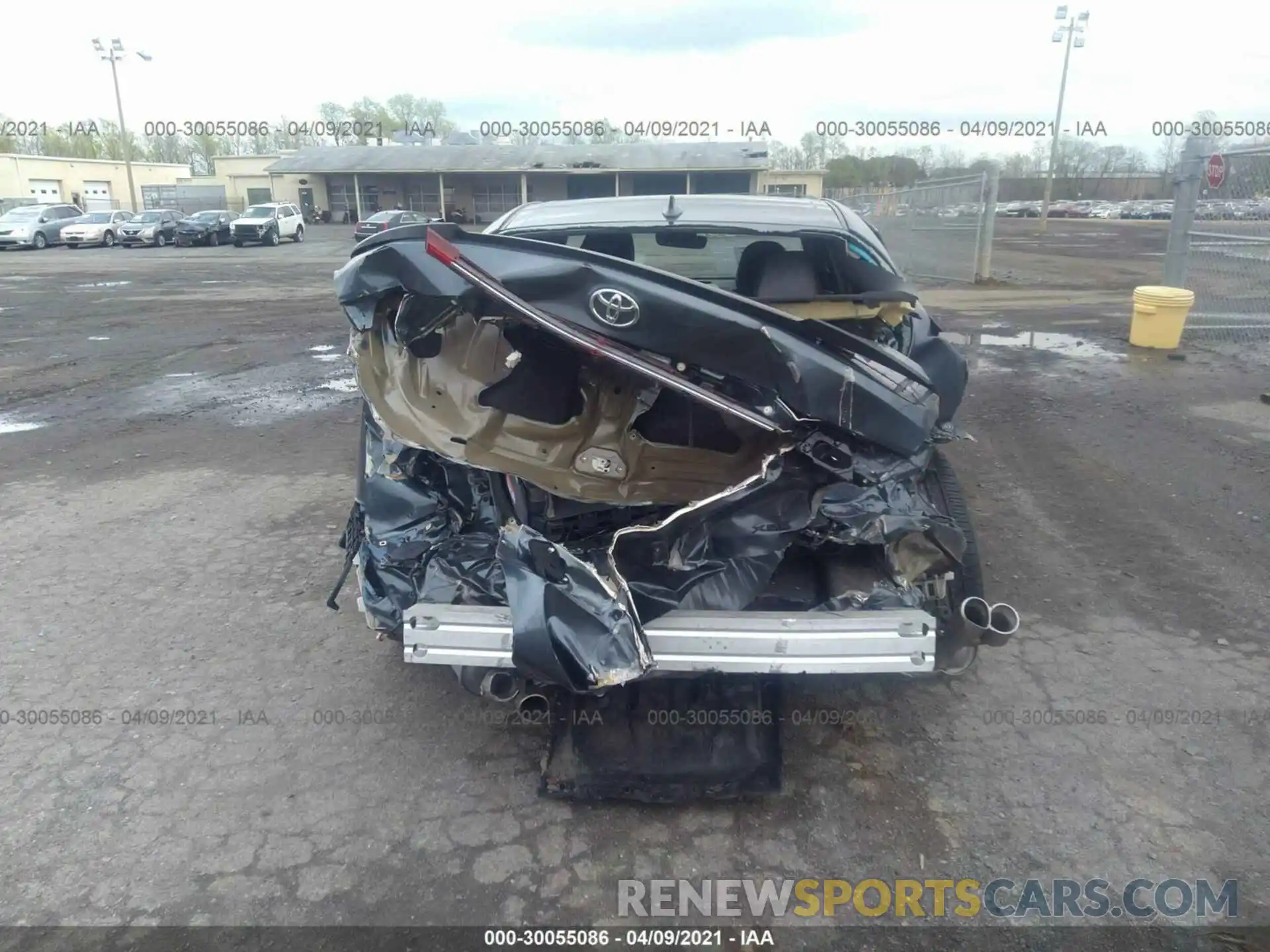 6 Photograph of a damaged car 4T1BZ1FBXKU005078 TOYOTA AVALON 2019