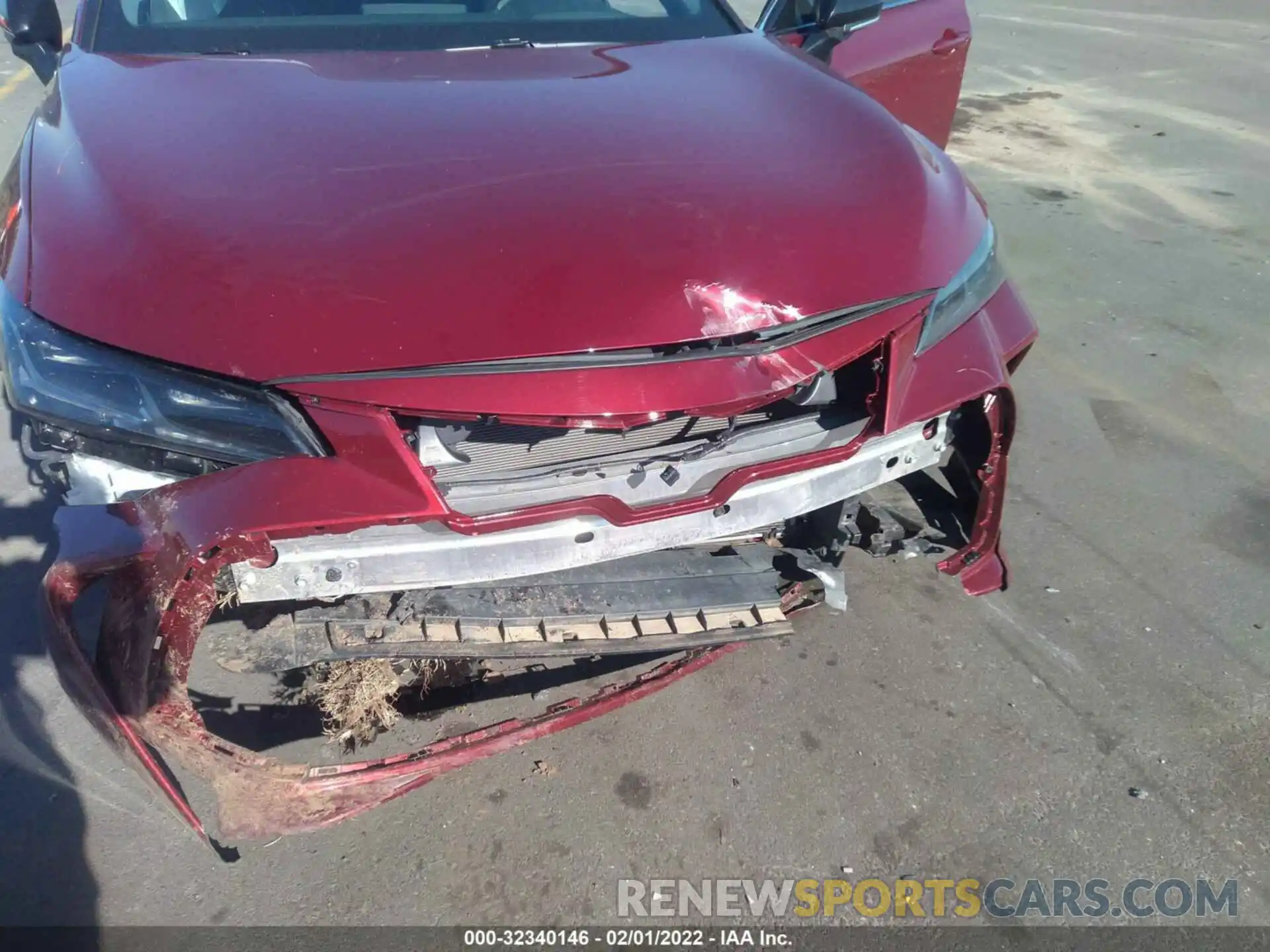 6 Photograph of a damaged car 4T1BZ1FBXKU006148 TOYOTA AVALON 2019