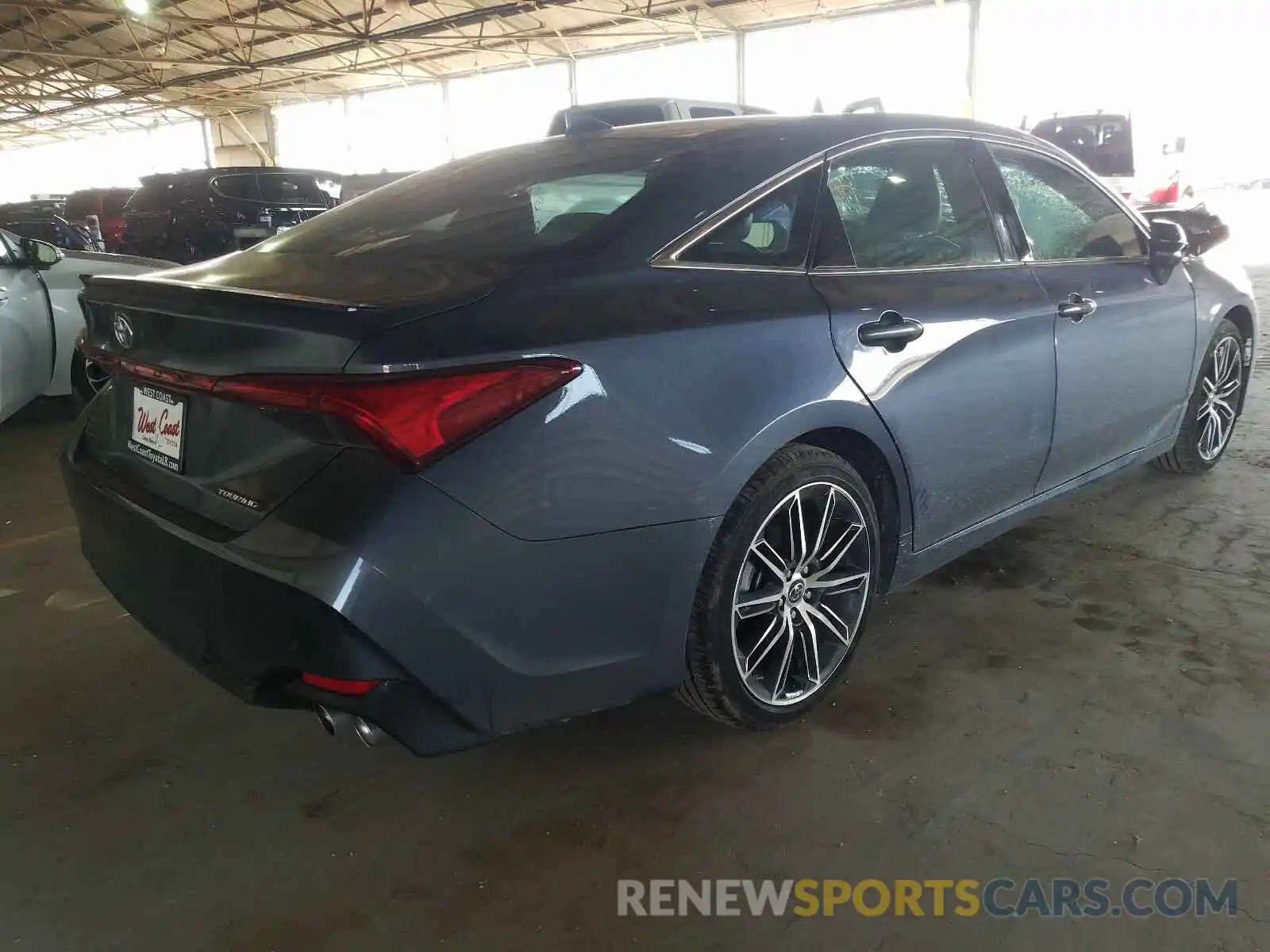 4 Photograph of a damaged car 4T1BZ1FBXKU006392 TOYOTA AVALON 2019