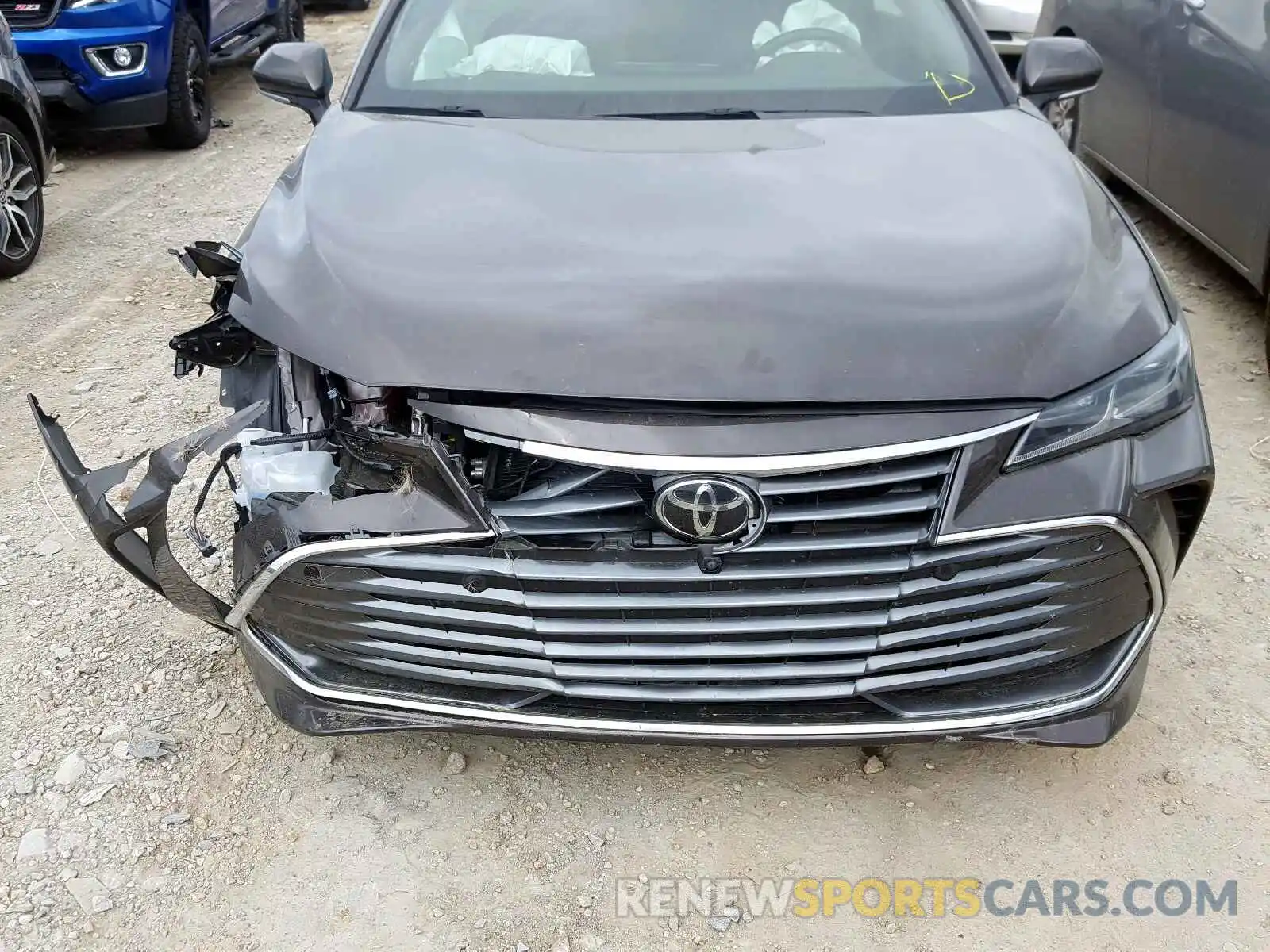 7 Photograph of a damaged car 4T1BZ1FBXKU006473 TOYOTA AVALON 2019