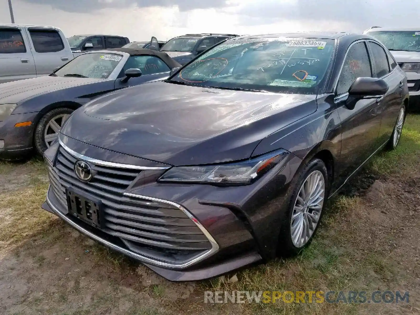 2 Photograph of a damaged car 4T1BZ1FBXKU007168 TOYOTA AVALON 2019