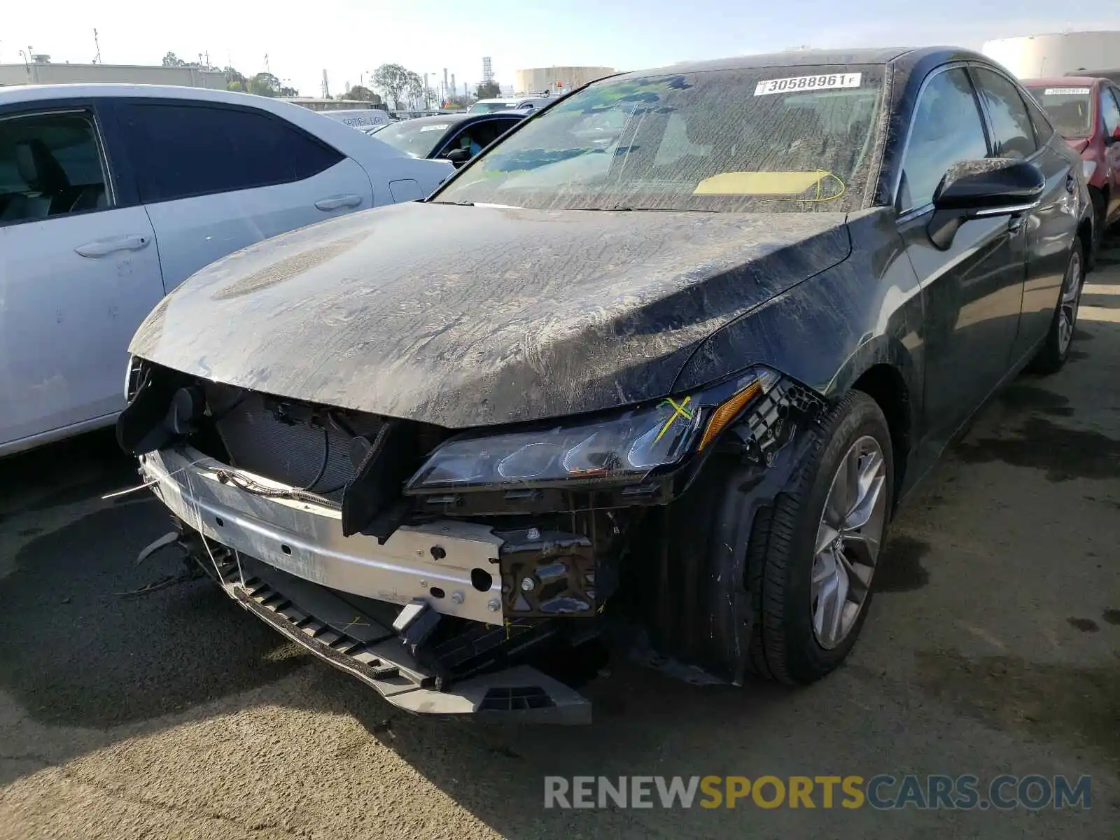 2 Photograph of a damaged car 4T1BZ1FBXKU008997 TOYOTA AVALON 2019