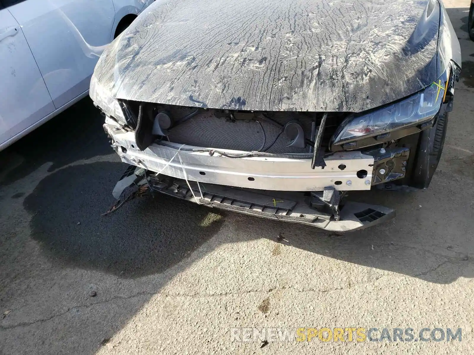 9 Photograph of a damaged car 4T1BZ1FBXKU008997 TOYOTA AVALON 2019