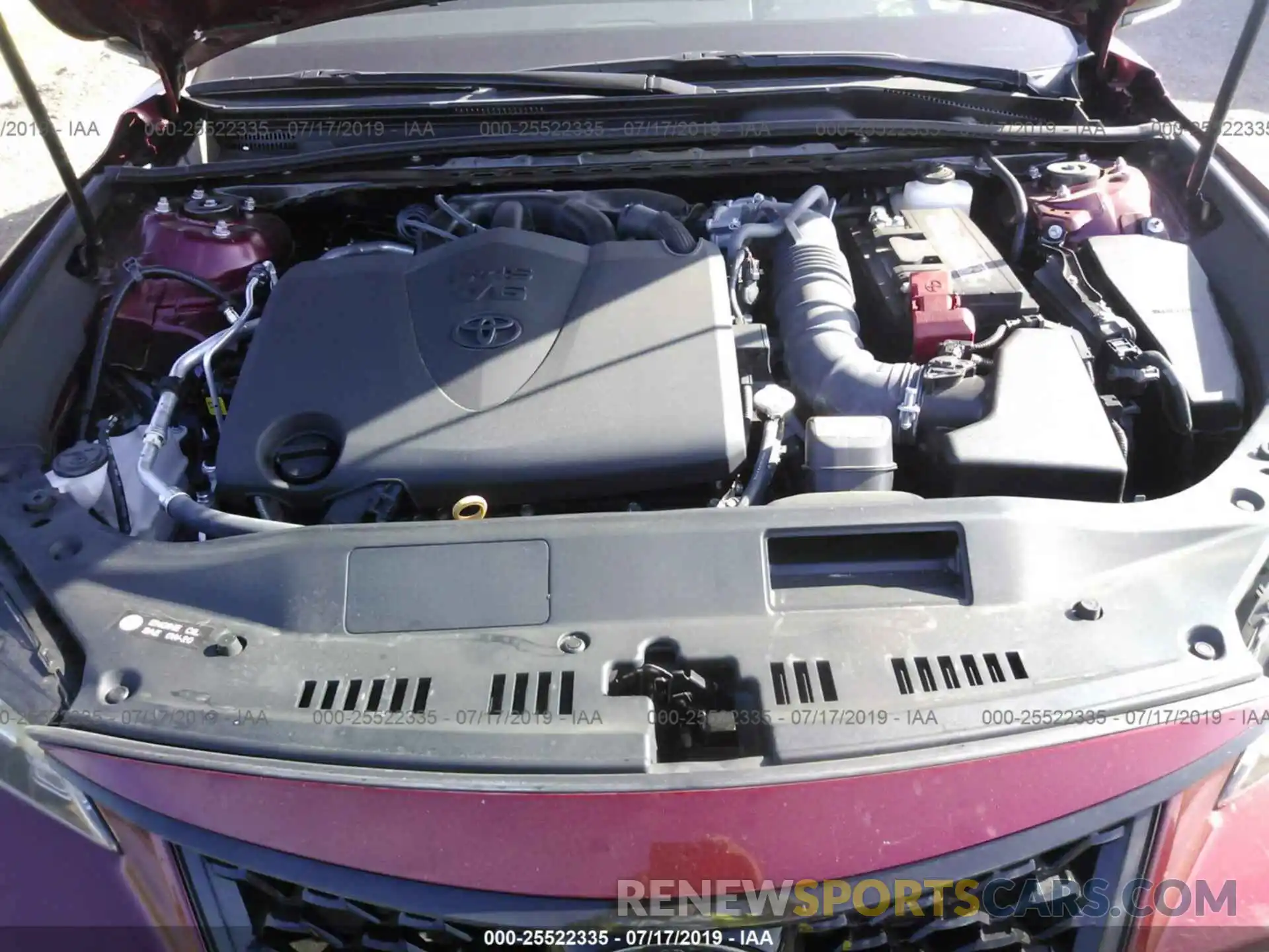 10 Photograph of a damaged car 4T1BZ1FBXKU009874 TOYOTA AVALON 2019