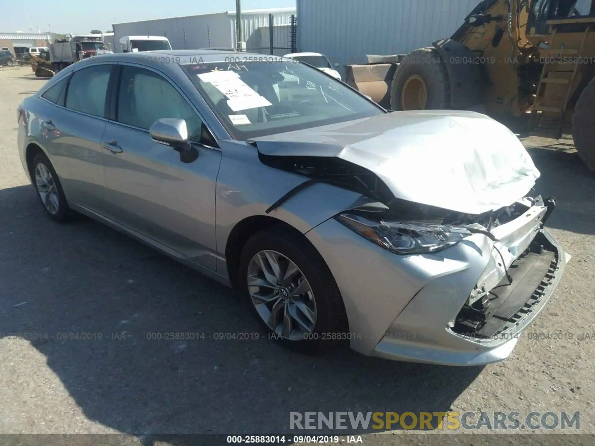 1 Photograph of a damaged car 4T1BZ1FBXKU010510 TOYOTA AVALON 2019