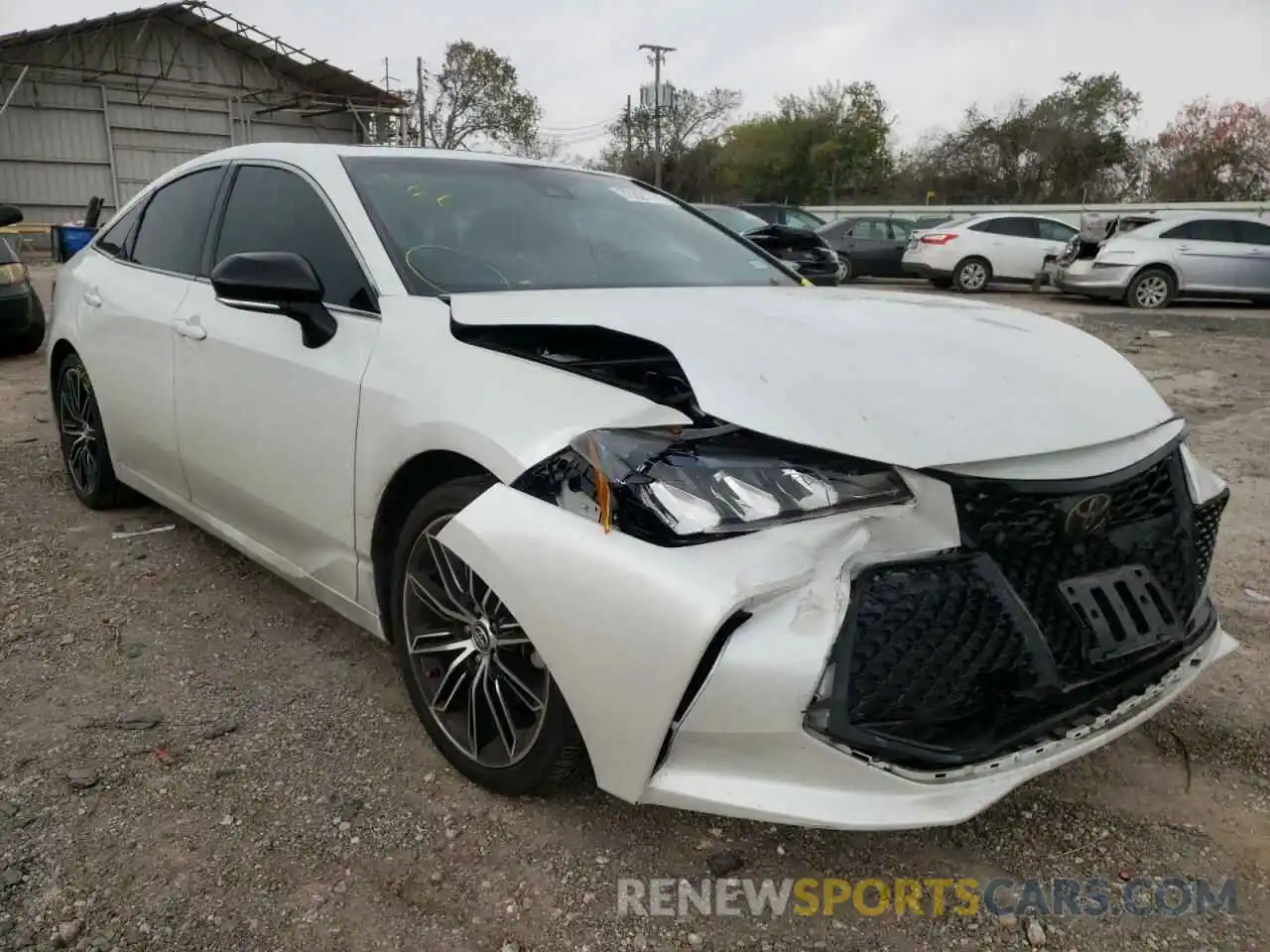 1 Photograph of a damaged car 4T1BZ1FBXKU011012 TOYOTA AVALON 2019