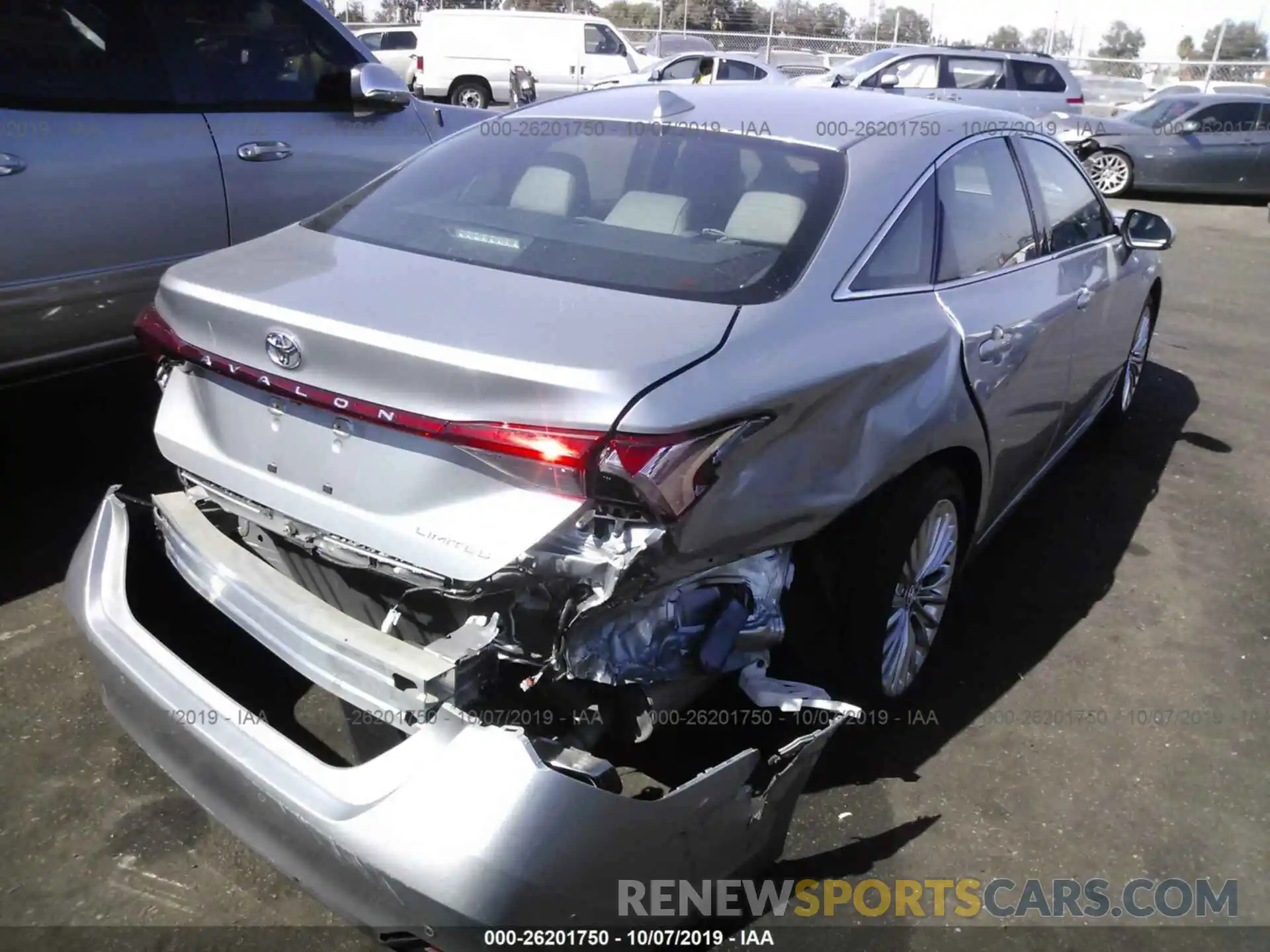 4 Photograph of a damaged car 4T1BZ1FBXKU012094 TOYOTA AVALON 2019