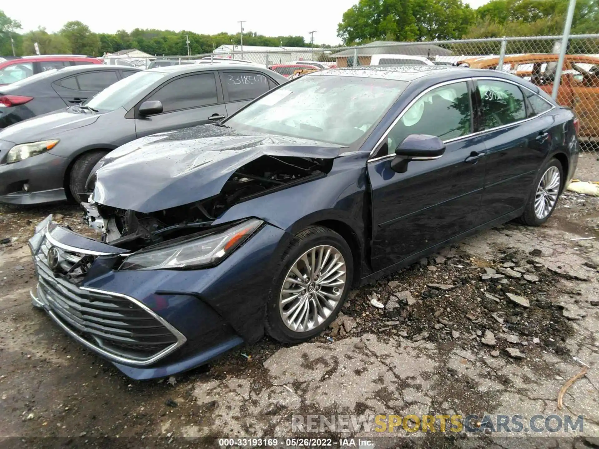 2 Photograph of a damaged car 4T1BZ1FBXKU018428 TOYOTA AVALON 2019