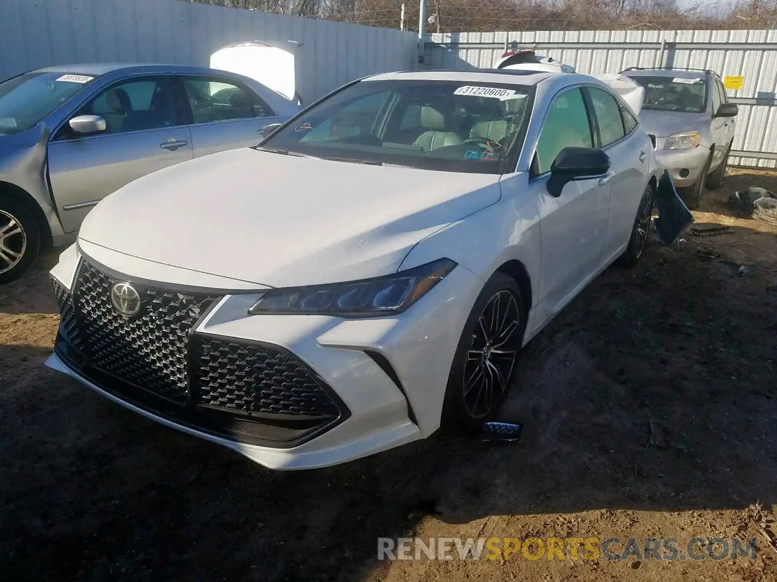 2 Photograph of a damaged car 4T1BZ1FBXKU018431 TOYOTA AVALON 2019