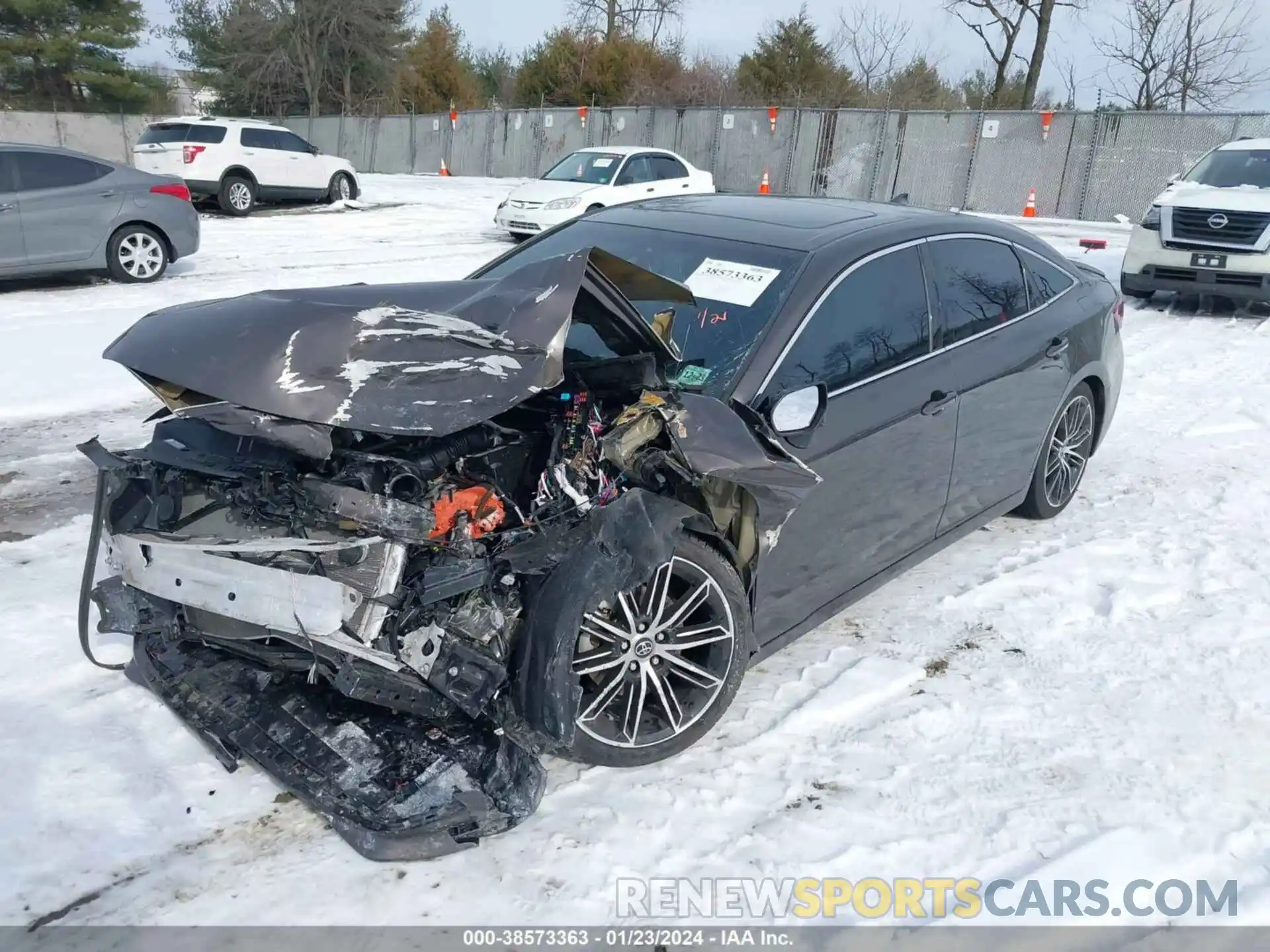 6 Photograph of a damaged car 4T1BZ1FBXKU018655 TOYOTA AVALON 2019