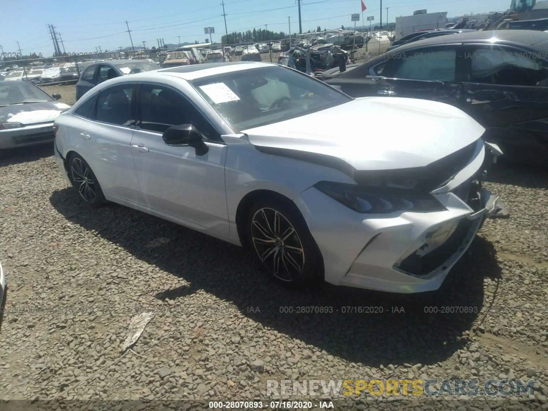 1 Photograph of a damaged car 4T1BZ1FBXKU022186 TOYOTA AVALON 2019