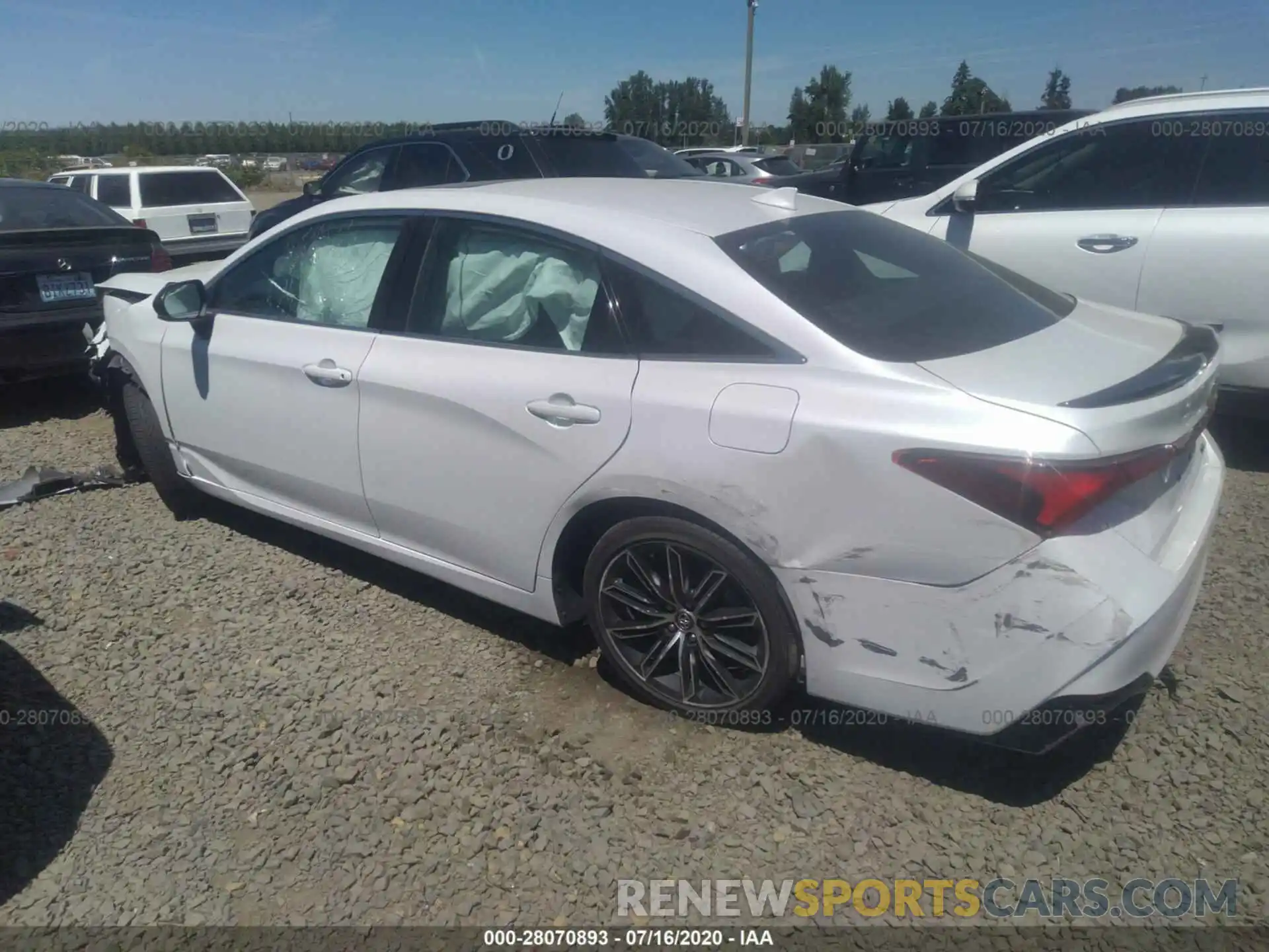 3 Photograph of a damaged car 4T1BZ1FBXKU022186 TOYOTA AVALON 2019